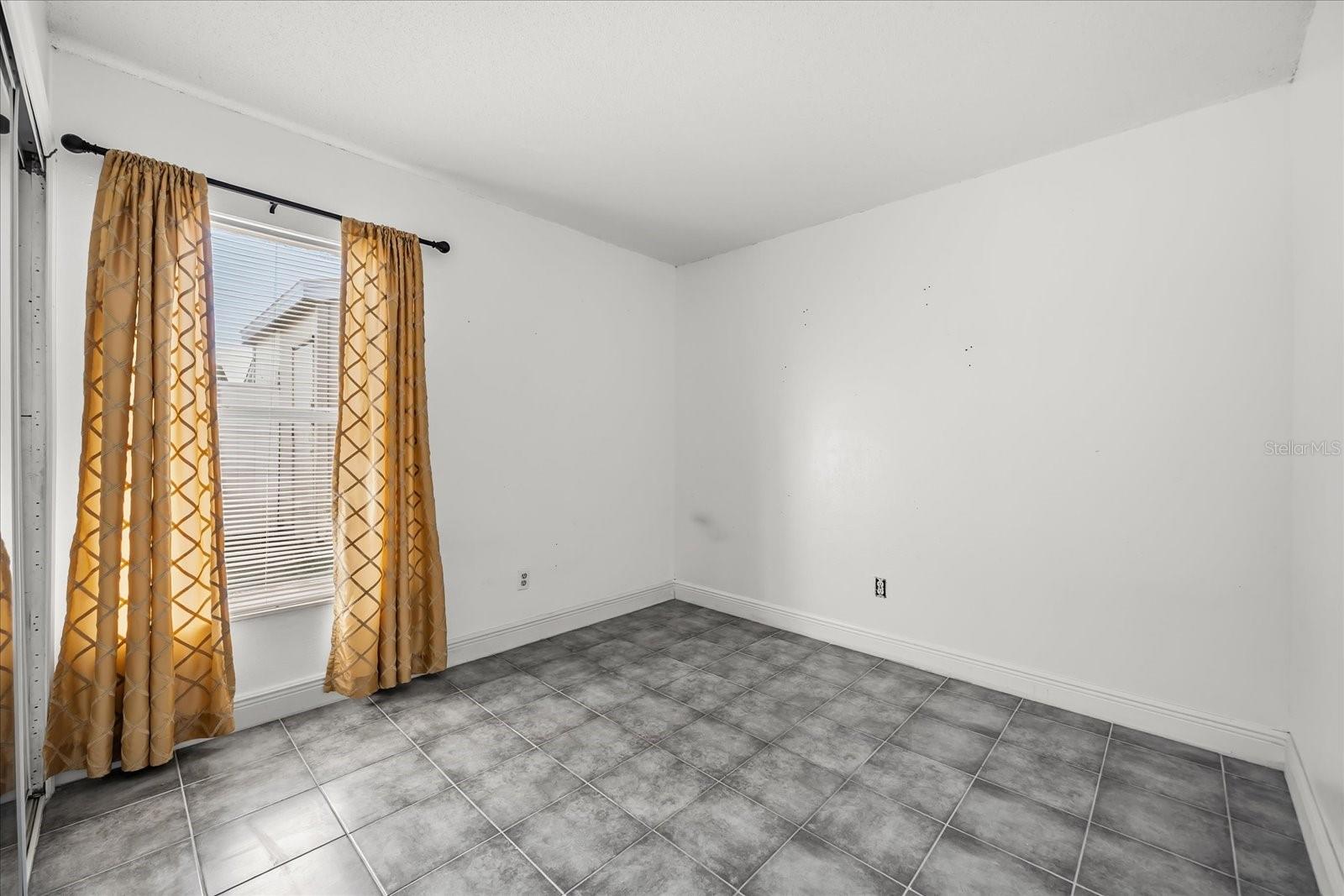 Image 14 of 25 For 2308 Harbor Town Drive