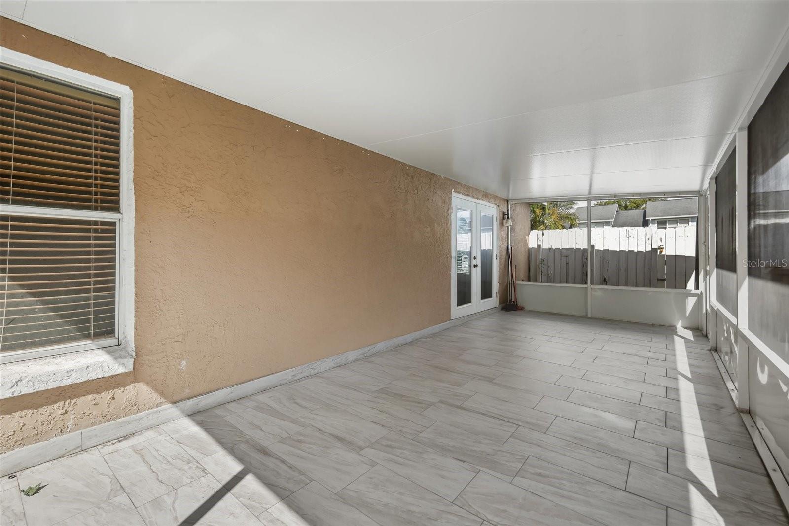 Image 20 of 25 For 2308 Harbor Town Drive