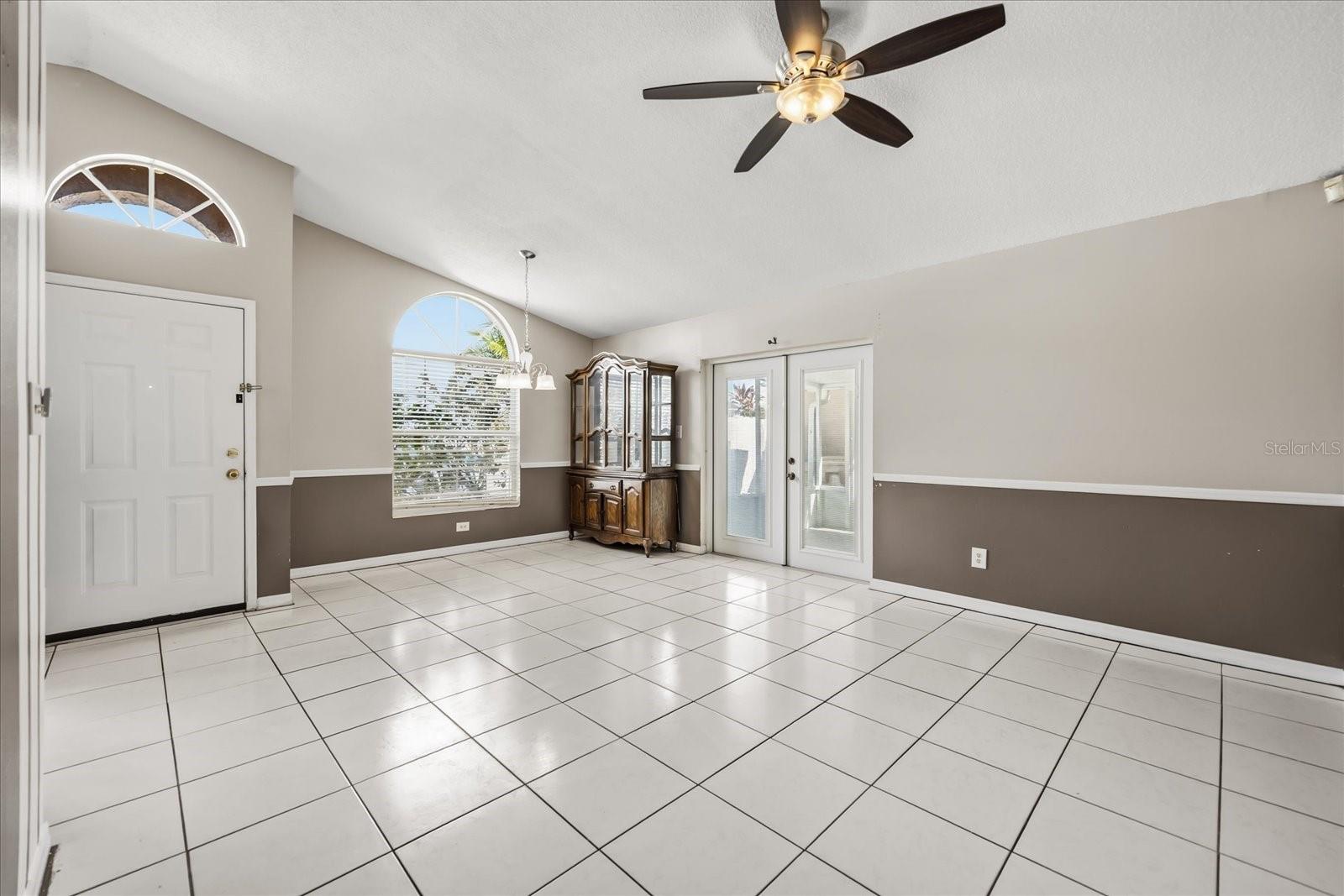 Image 4 of 25 For 2308 Harbor Town Drive