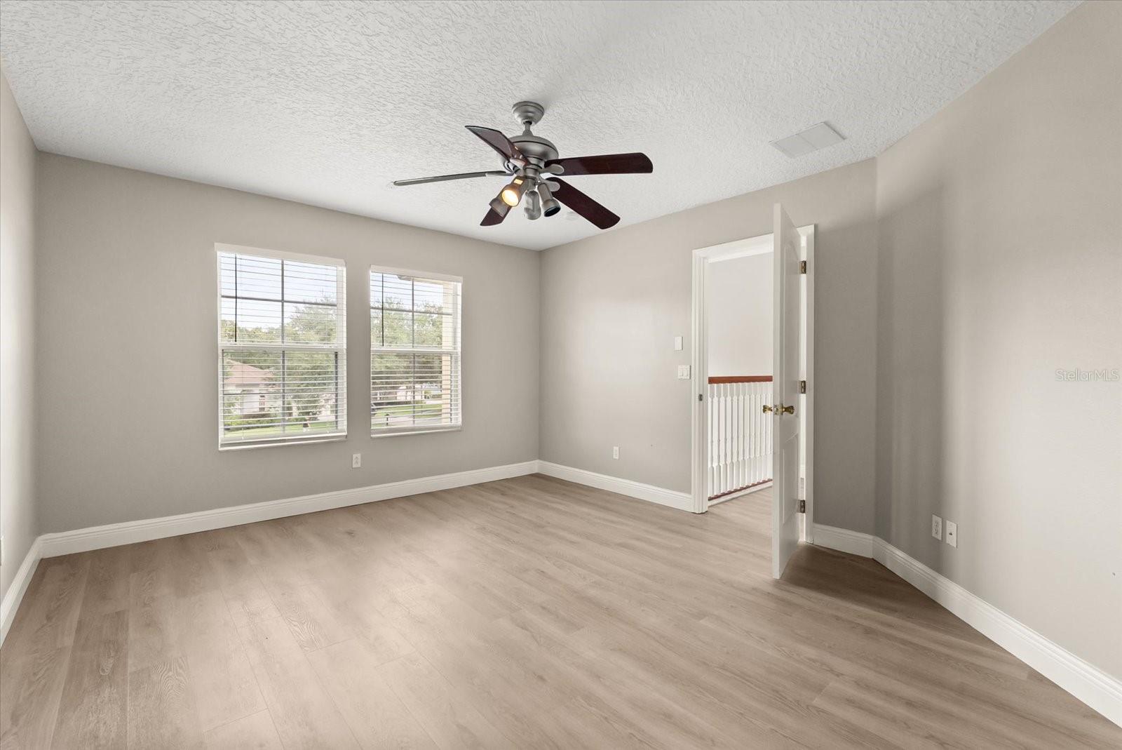 Image 31 of 41 For 1553 Cranston Street