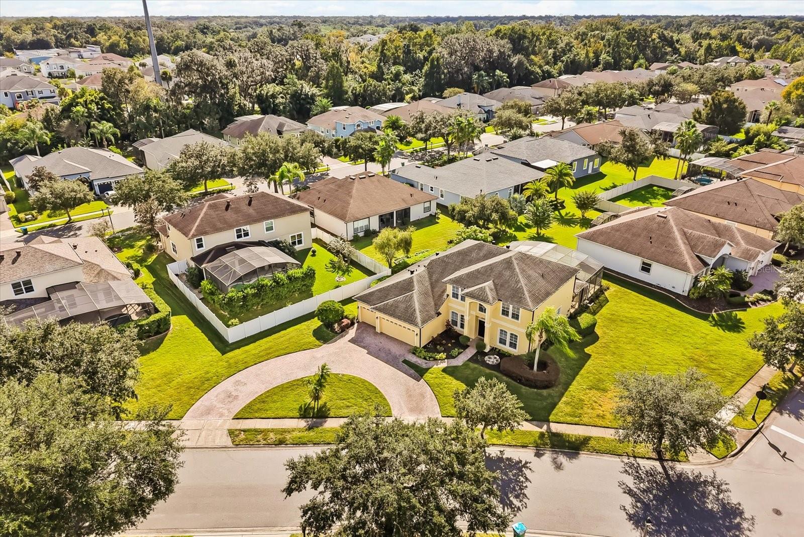 Image 38 of 41 For 1553 Cranston Street