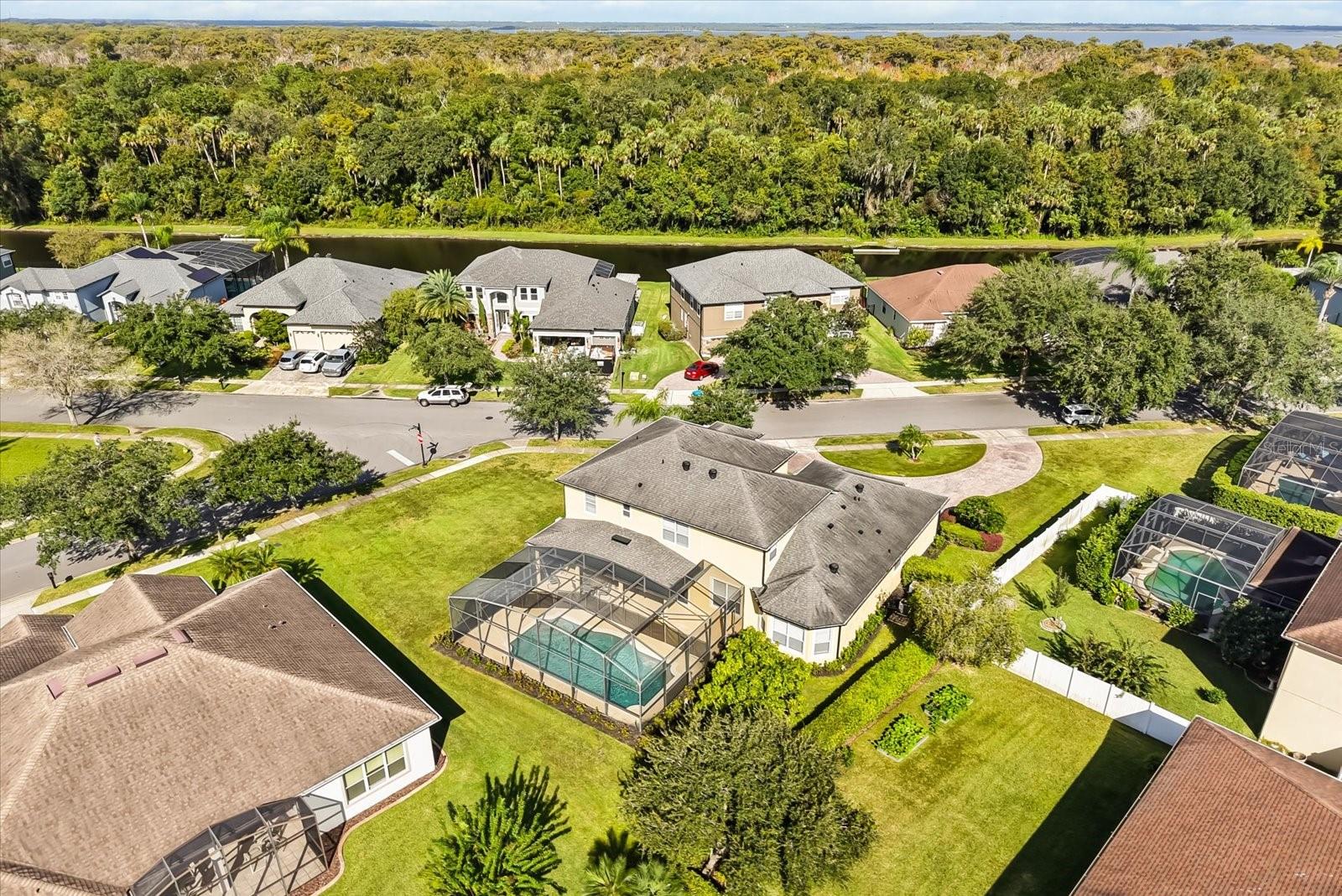 Image 39 of 41 For 1553 Cranston Street