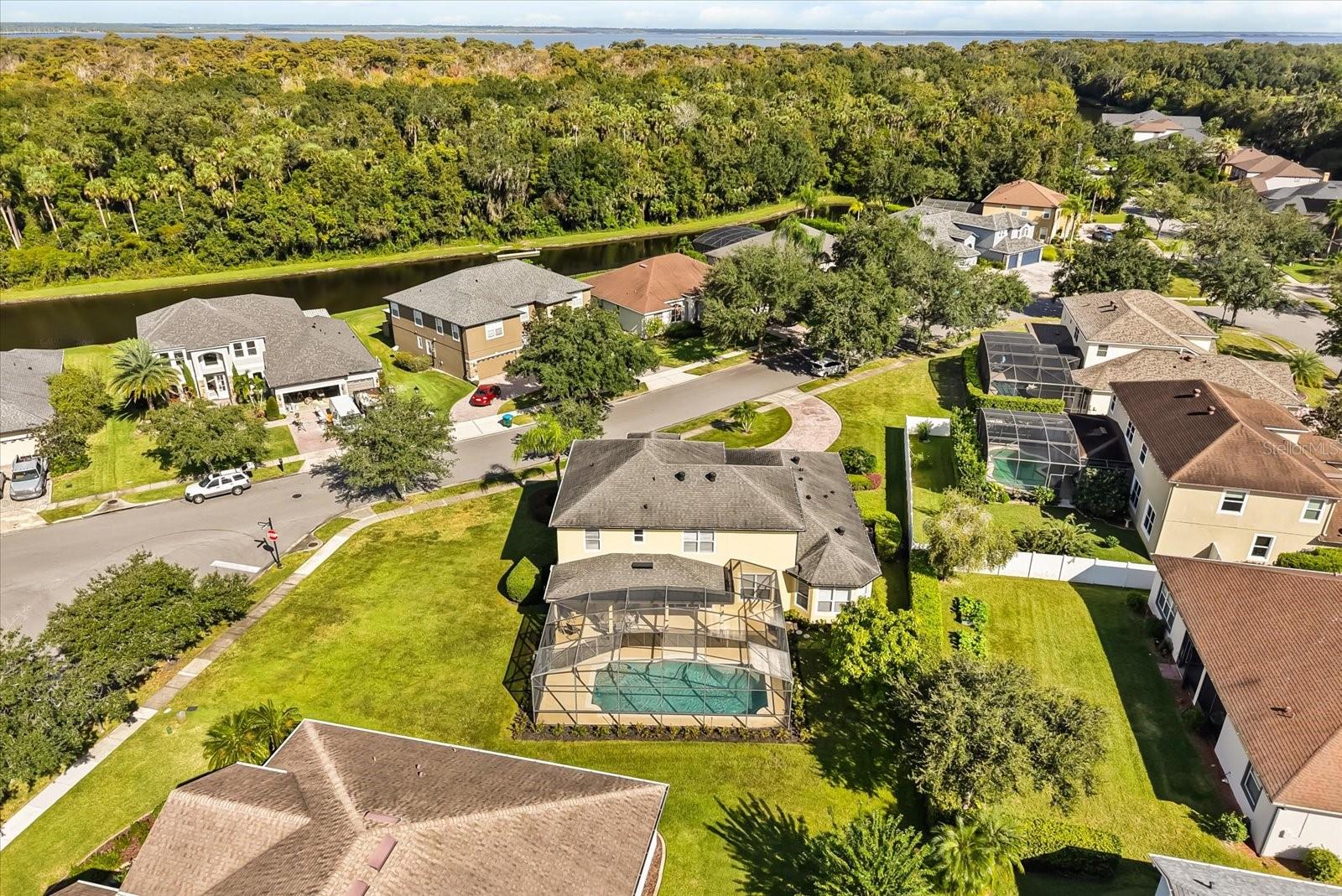 Image 40 of 41 For 1553 Cranston Street