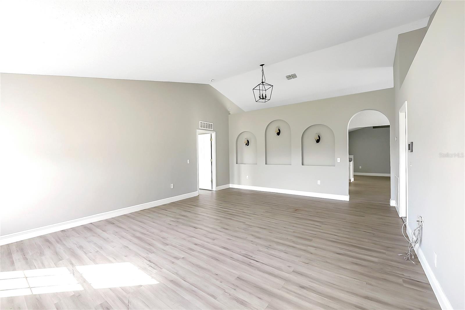 Image 3 of 28 For 1305 Brenway Drive