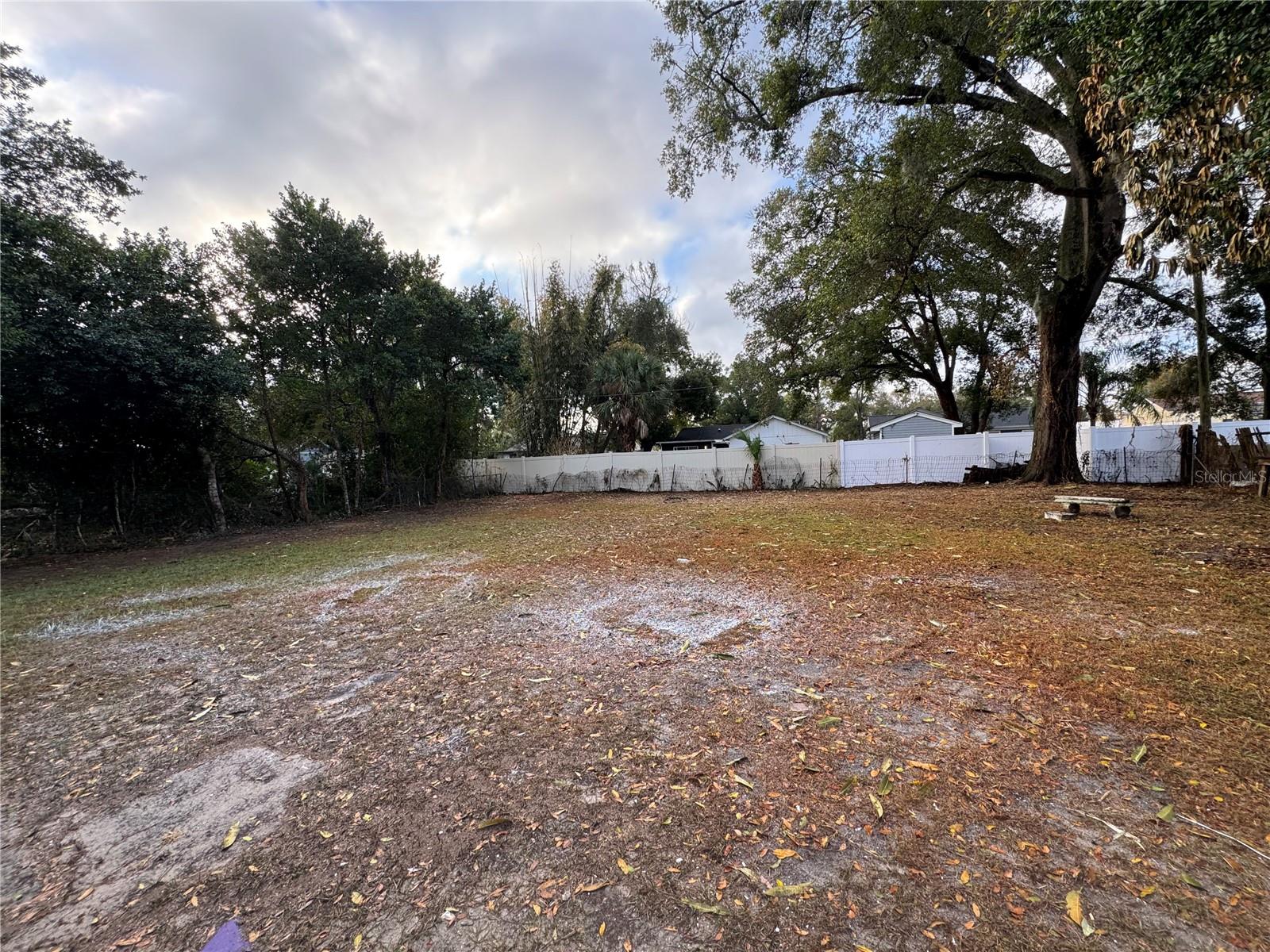 Image 6 of 15 For 2580 Euston Road 0