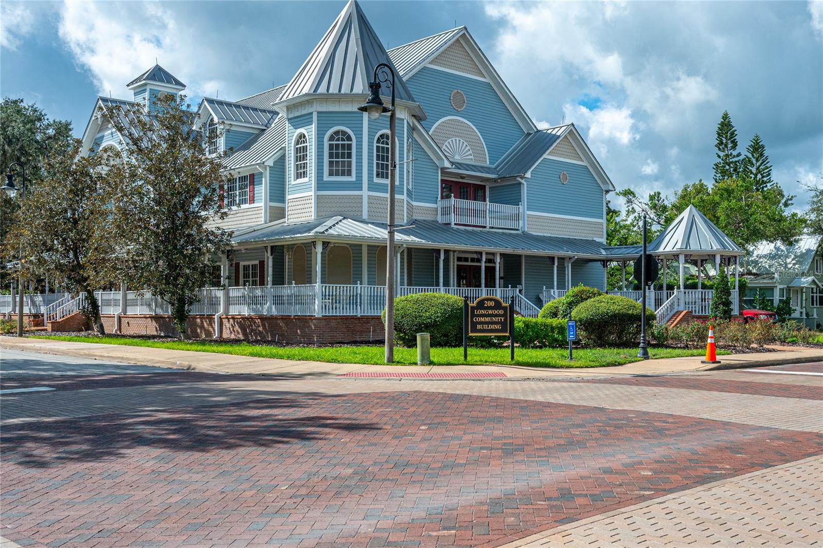 Image 17 of 21 For 272 Warren Avenue