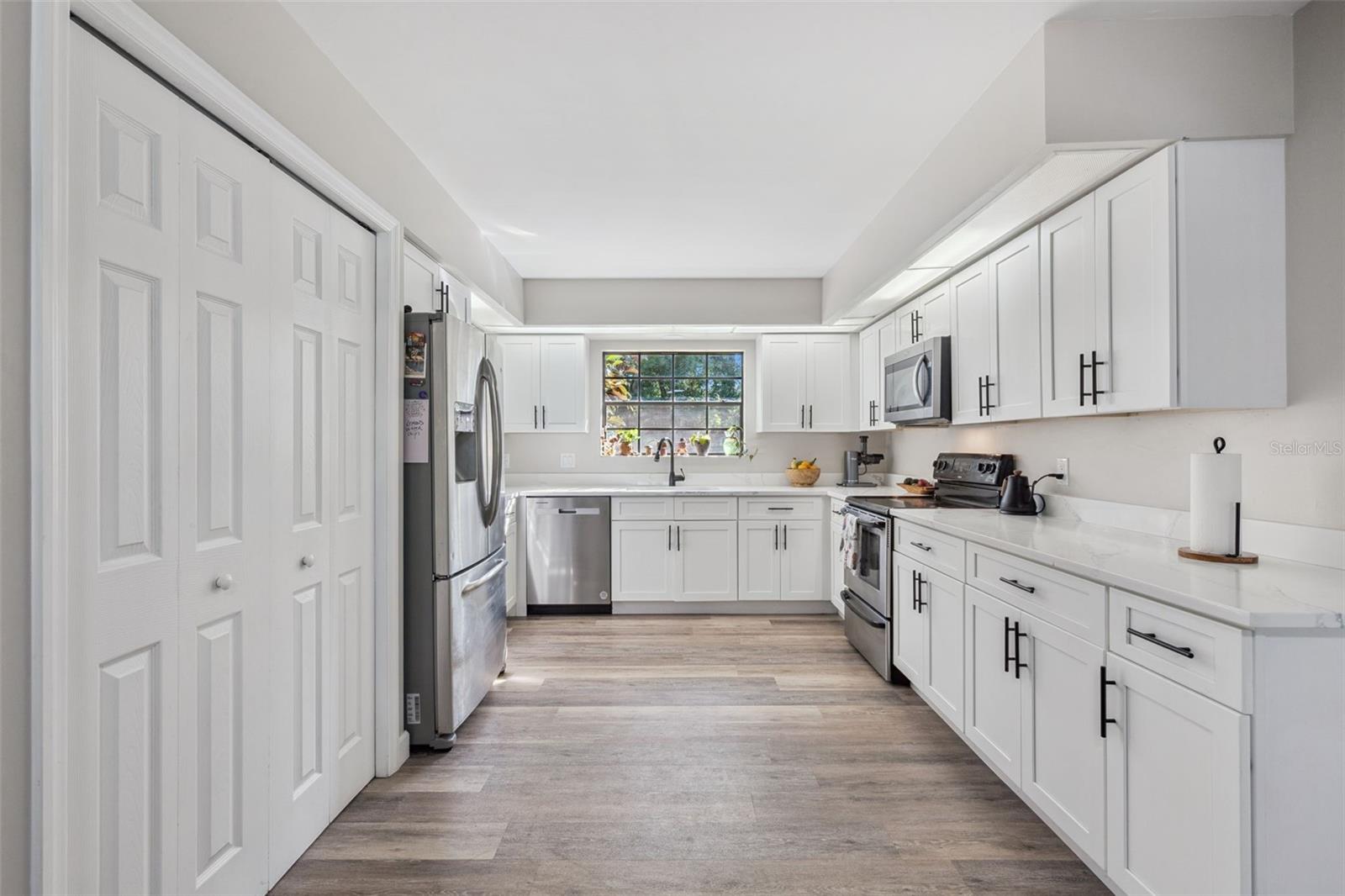 Image 3 of 20 For 240 Line Drive