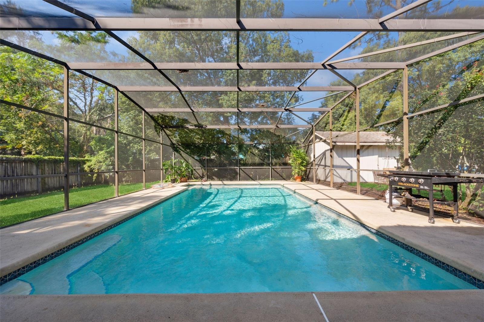 Image 4 of 20 For 240 Line Drive