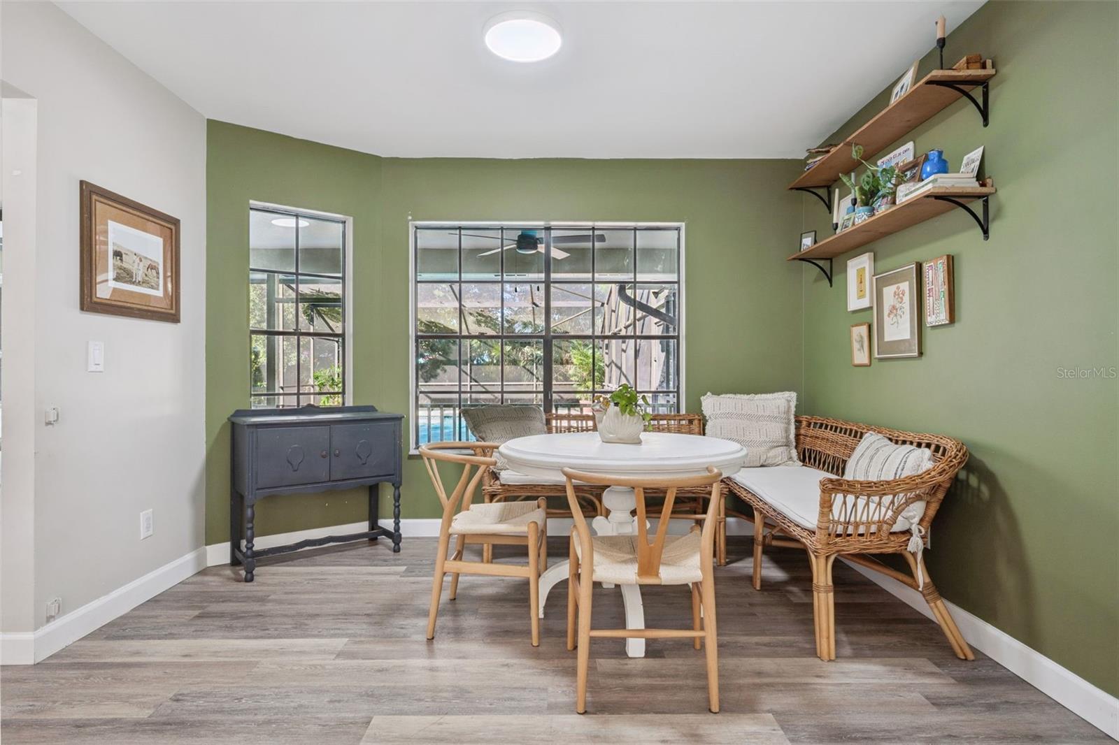 Image 6 of 20 For 240 Line Drive