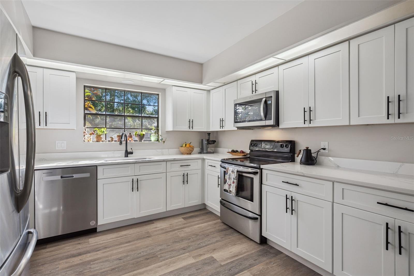 Image 7 of 20 For 240 Line Drive