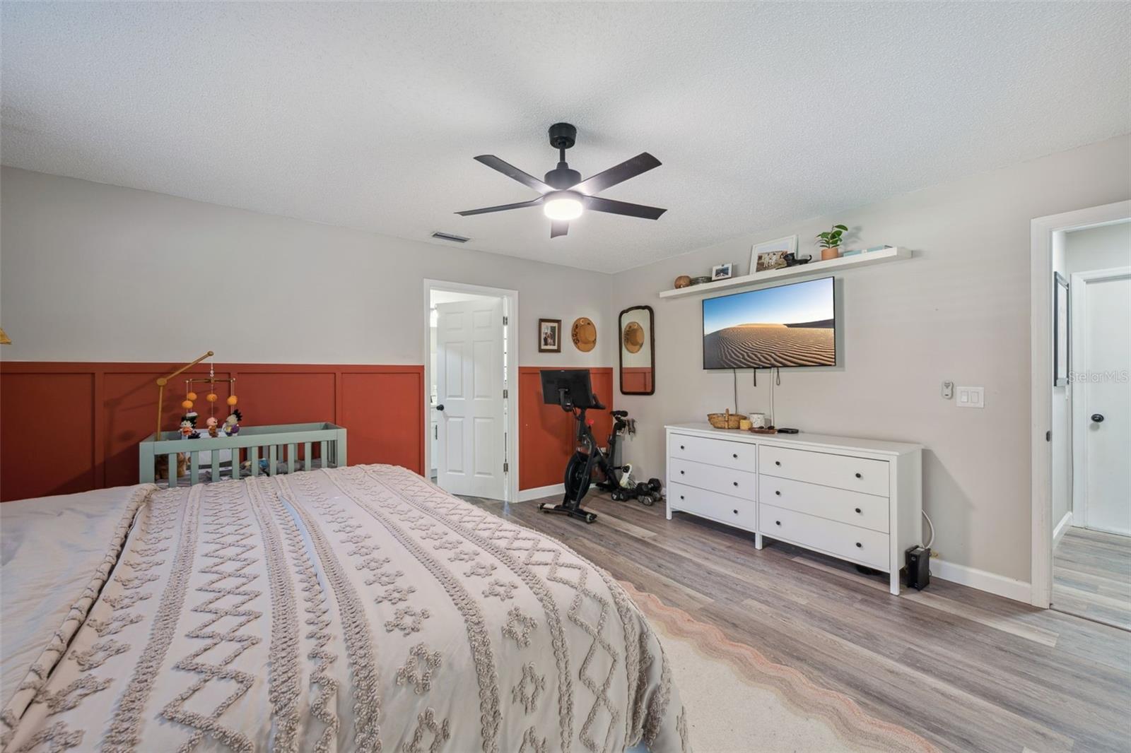 Image 9 of 20 For 240 Line Drive