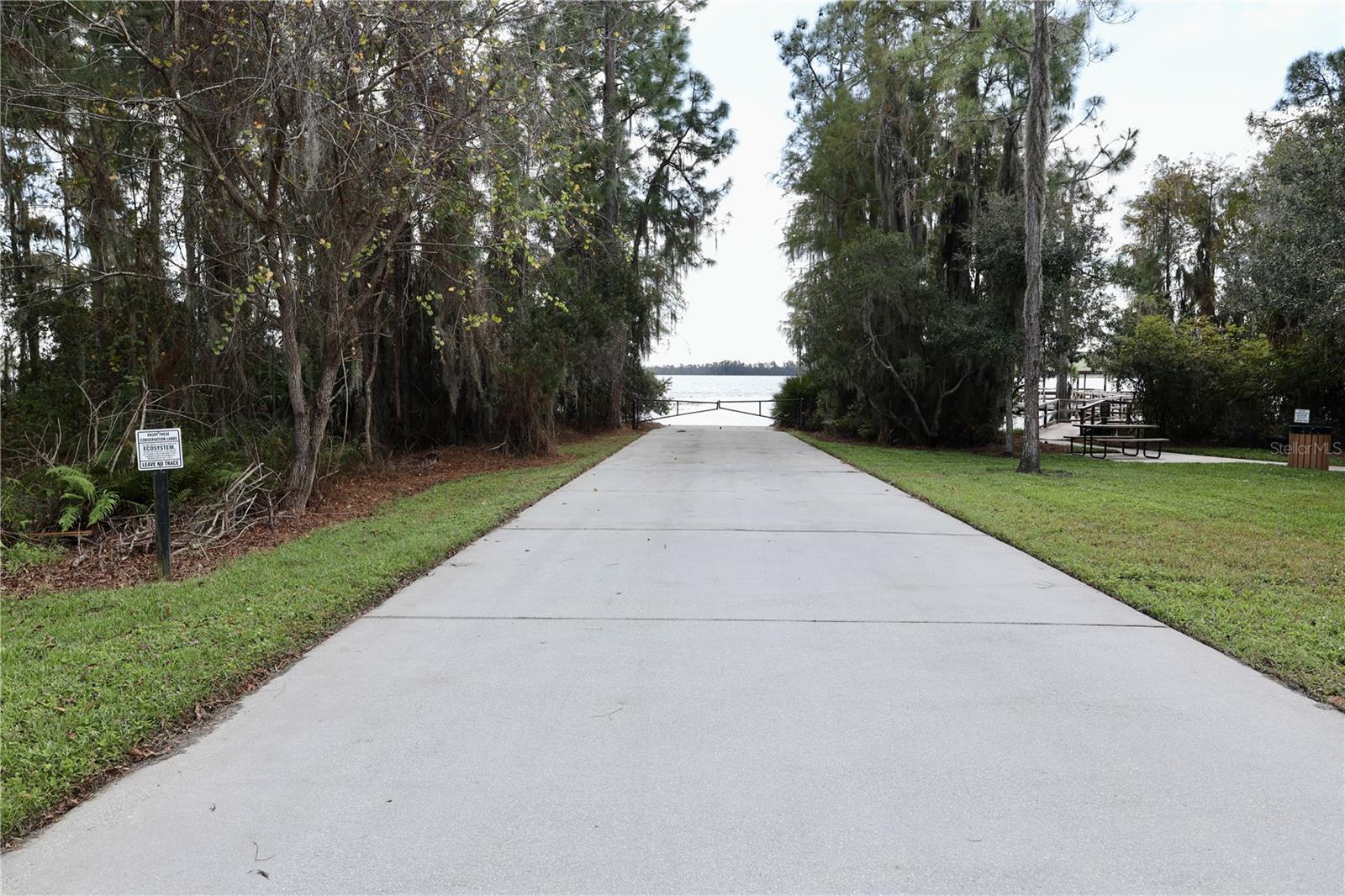 Image 31 of 33 For 7912 Northlake Parkway