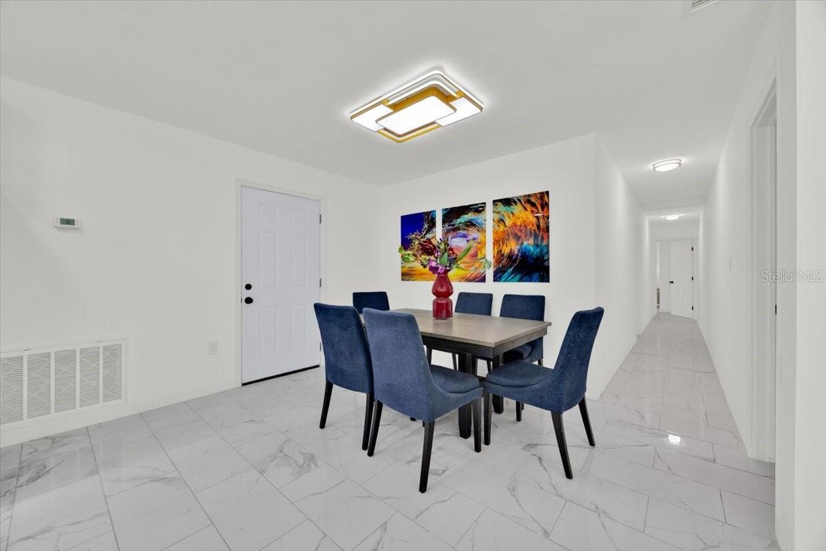 Image 10 of 28 For 2930 Rio Lane