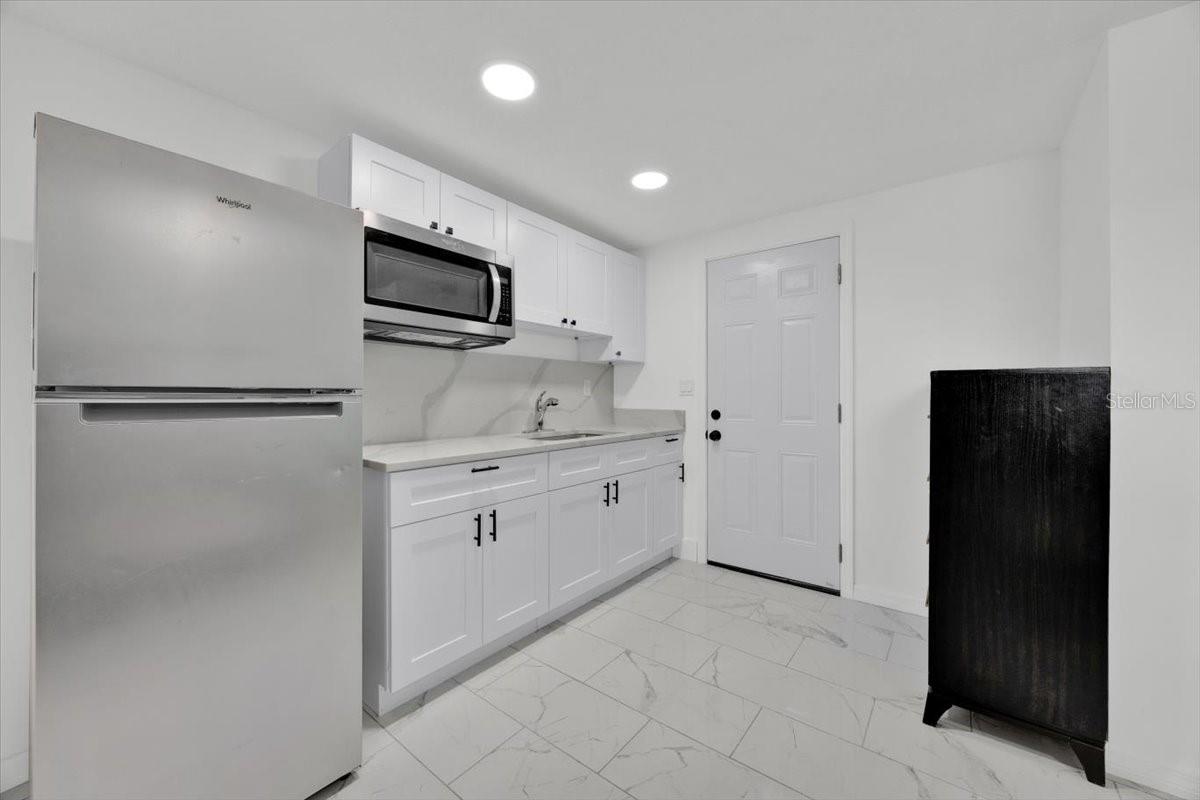 Image 24 of 28 For 2930 Rio Lane