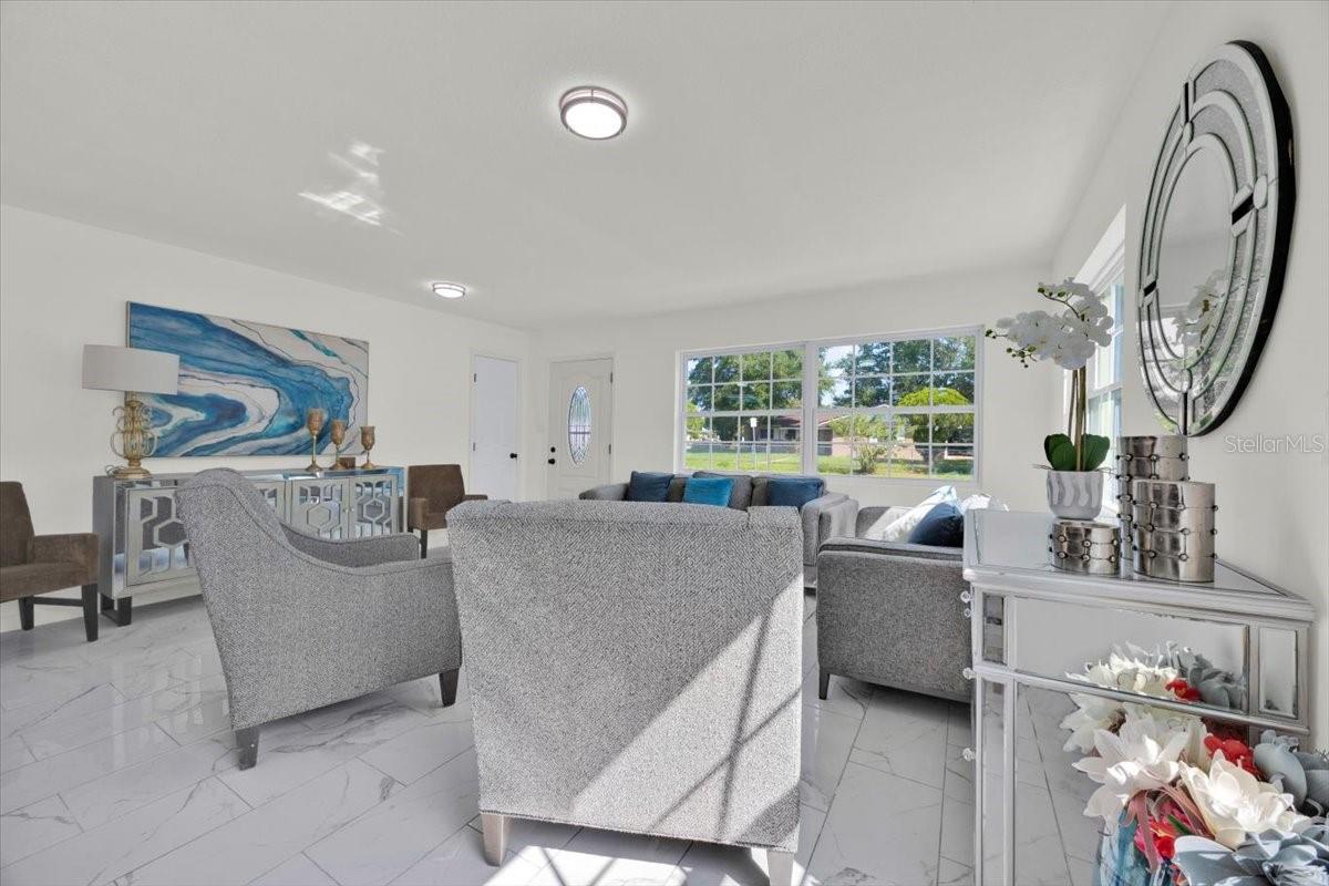 Image 7 of 28 For 2930 Rio Lane