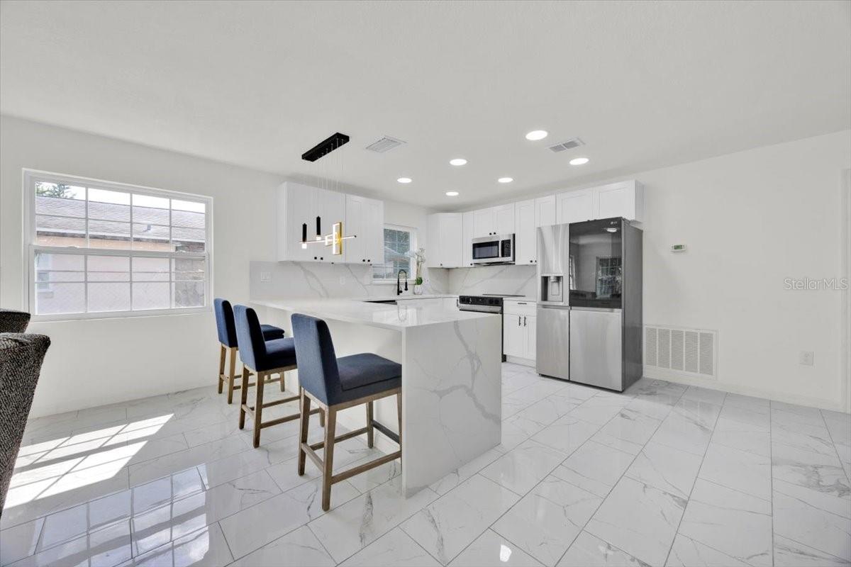 Image 8 of 28 For 2930 Rio Lane