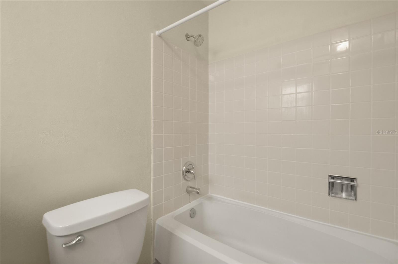 Image 14 of 35 For 10305 Licorice Way