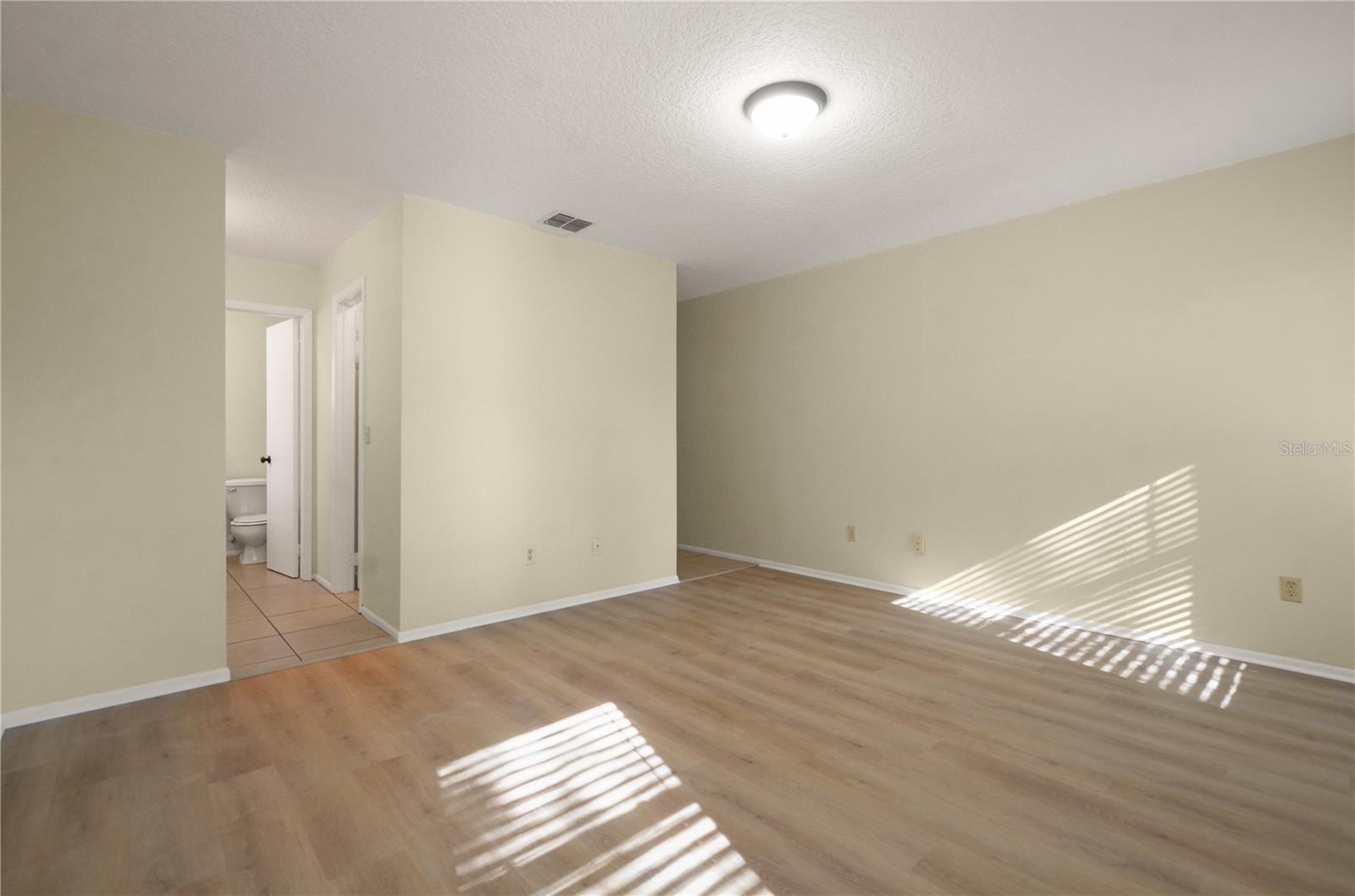 Image 23 of 35 For 10305 Licorice Way