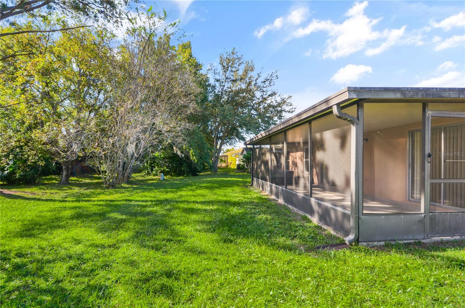 Image 24 of 35 For 10305 Licorice Way