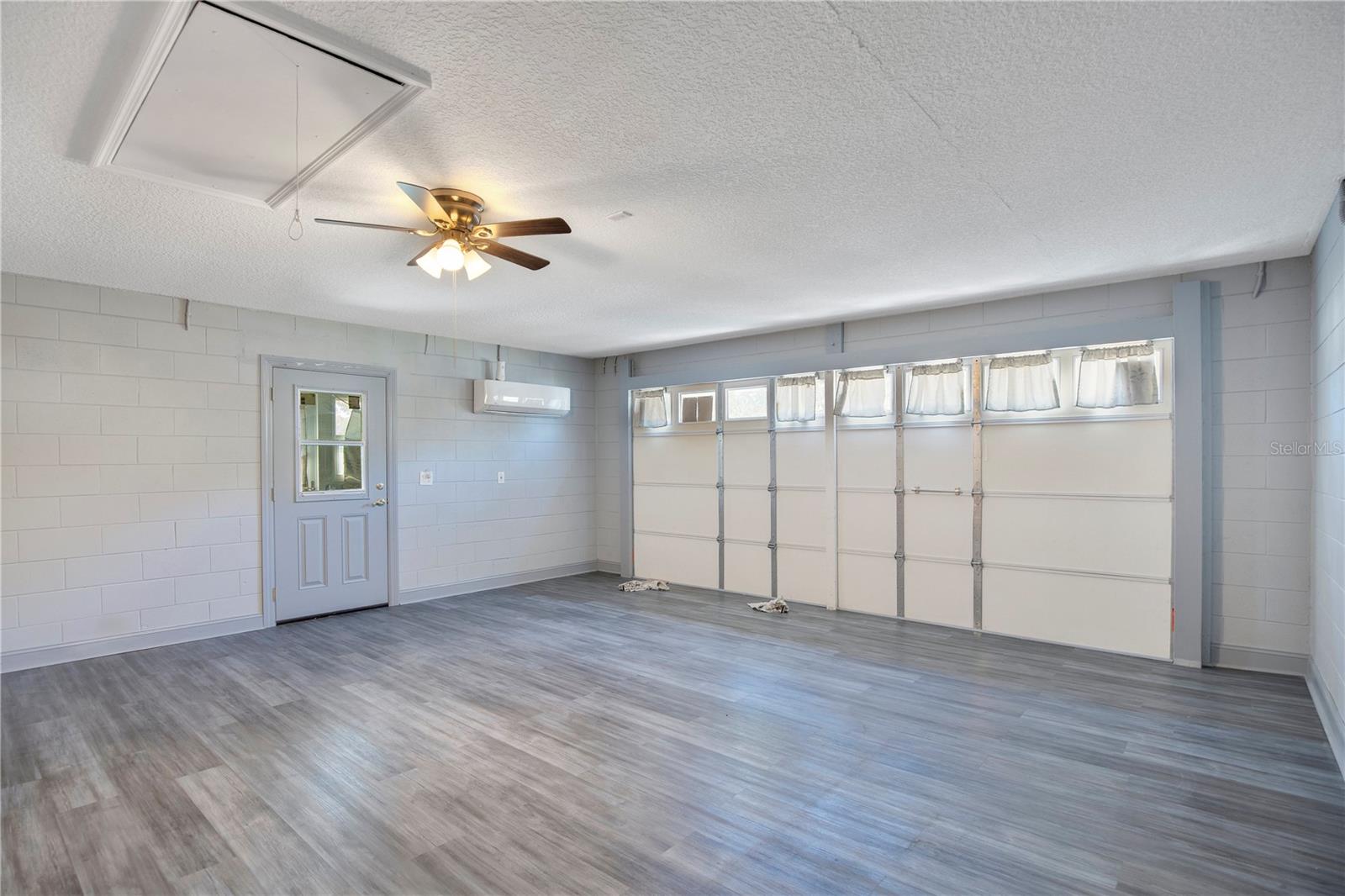 Image 10 of 31 For 6019 Long Peak Drive