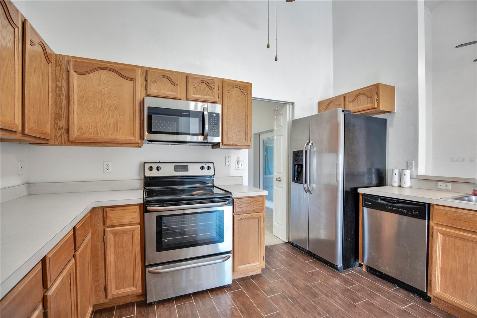 Image 4 of 31 For 6019 Long Peak Drive