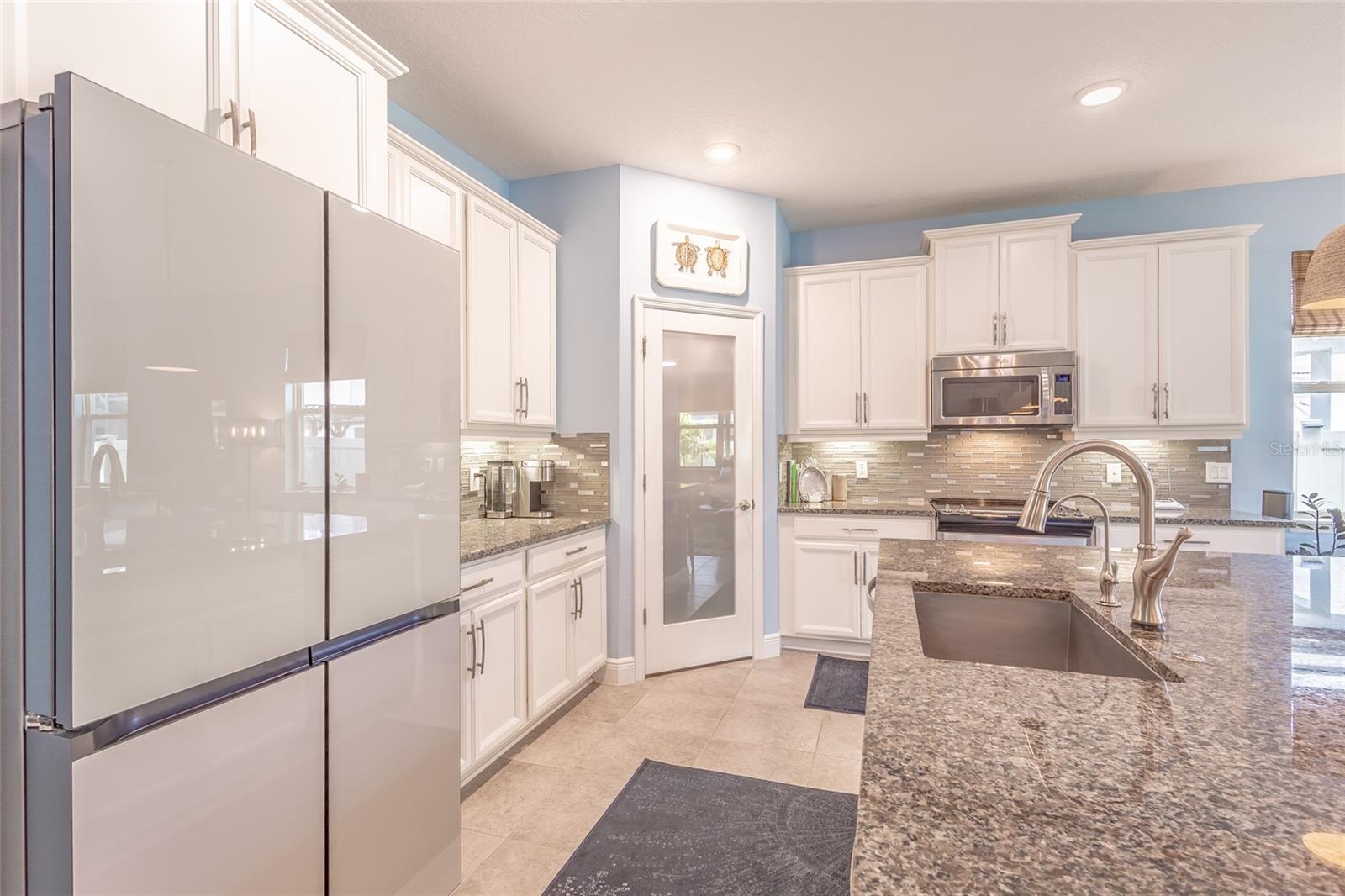 Image 33 of 100 For 14243 Holly Pond Court