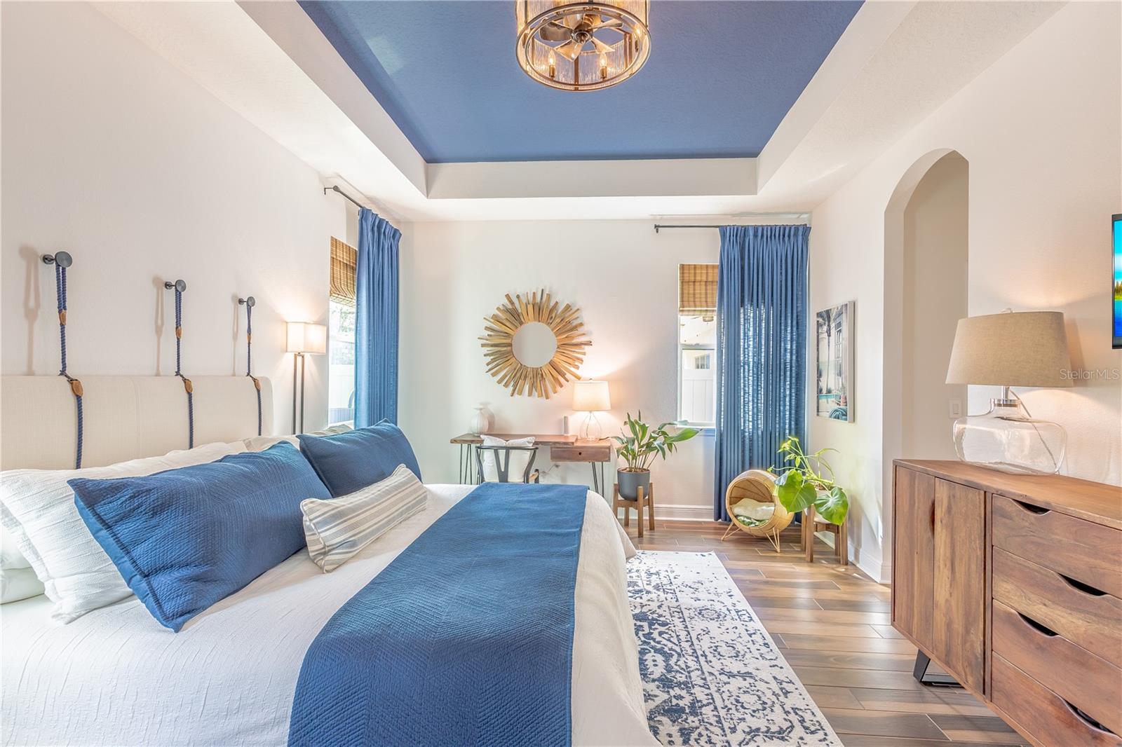 Image 37 of 100 For 14243 Holly Pond Court