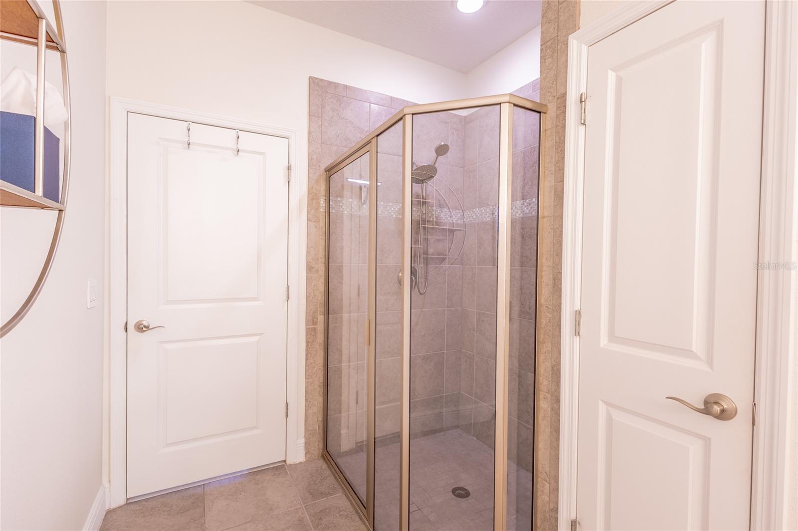 Image 40 of 100 For 14243 Holly Pond Court