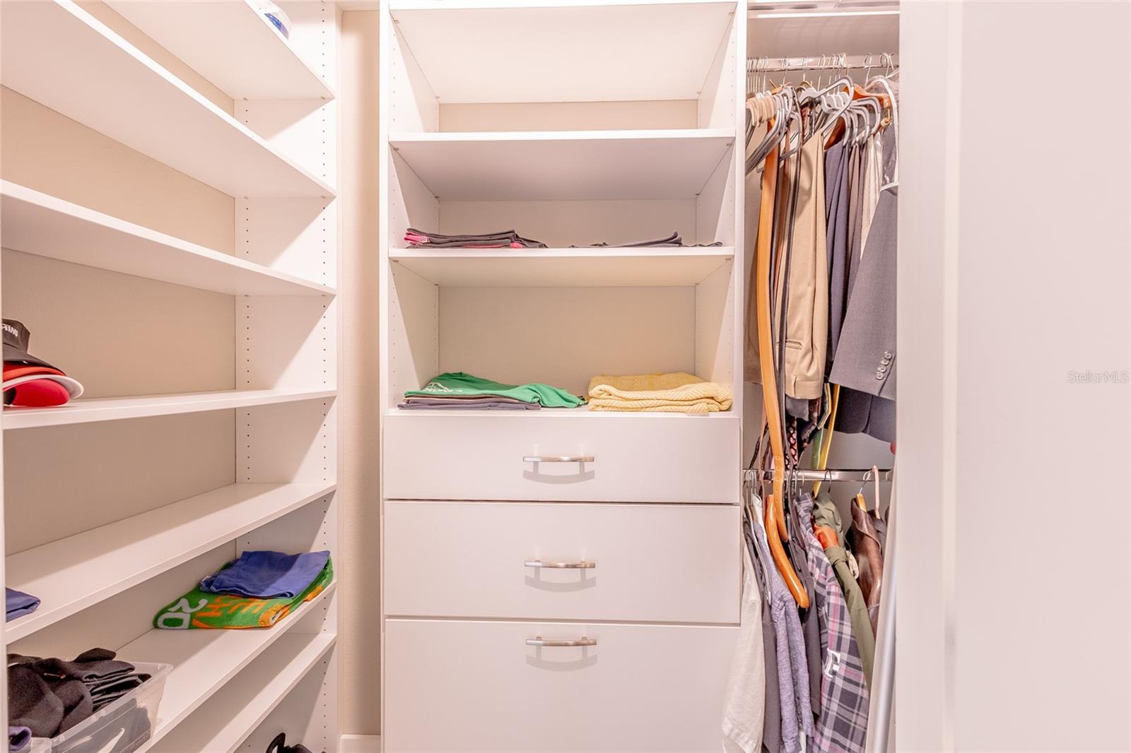 Image 45 of 100 For 14243 Holly Pond Court