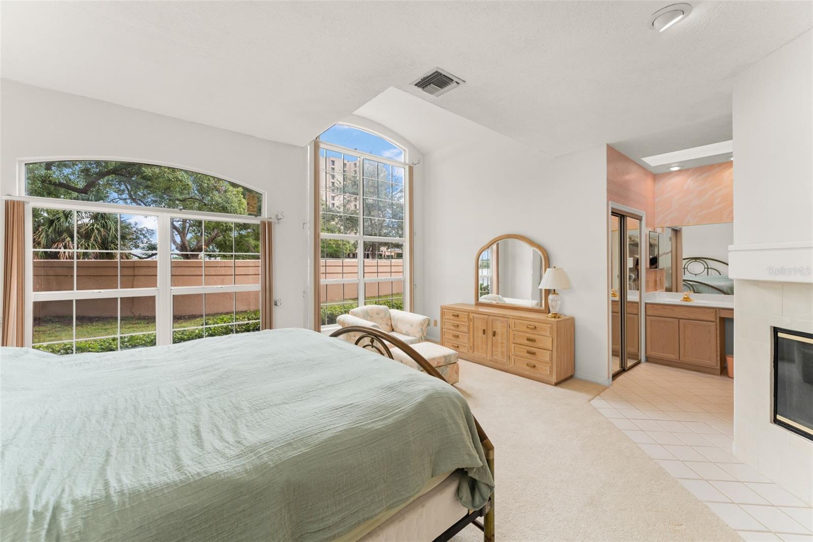 Image 25 of 66 For 7571 Somerset Shores Court