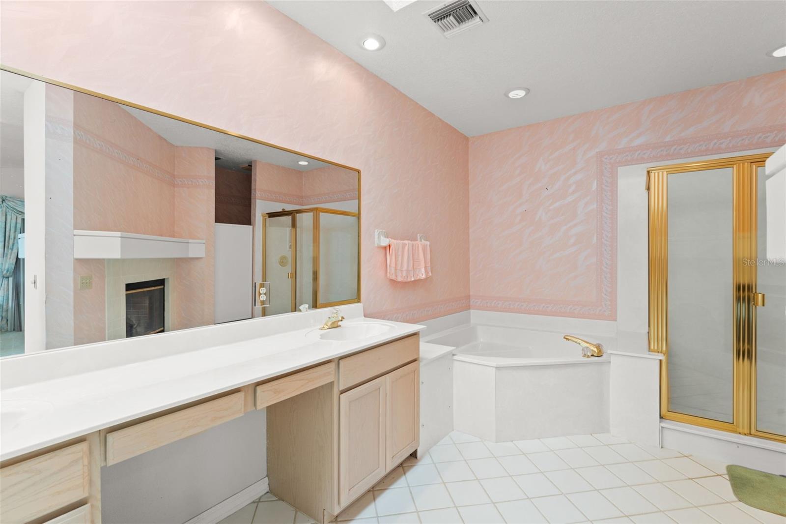 Image 28 of 66 For 7571 Somerset Shores Court