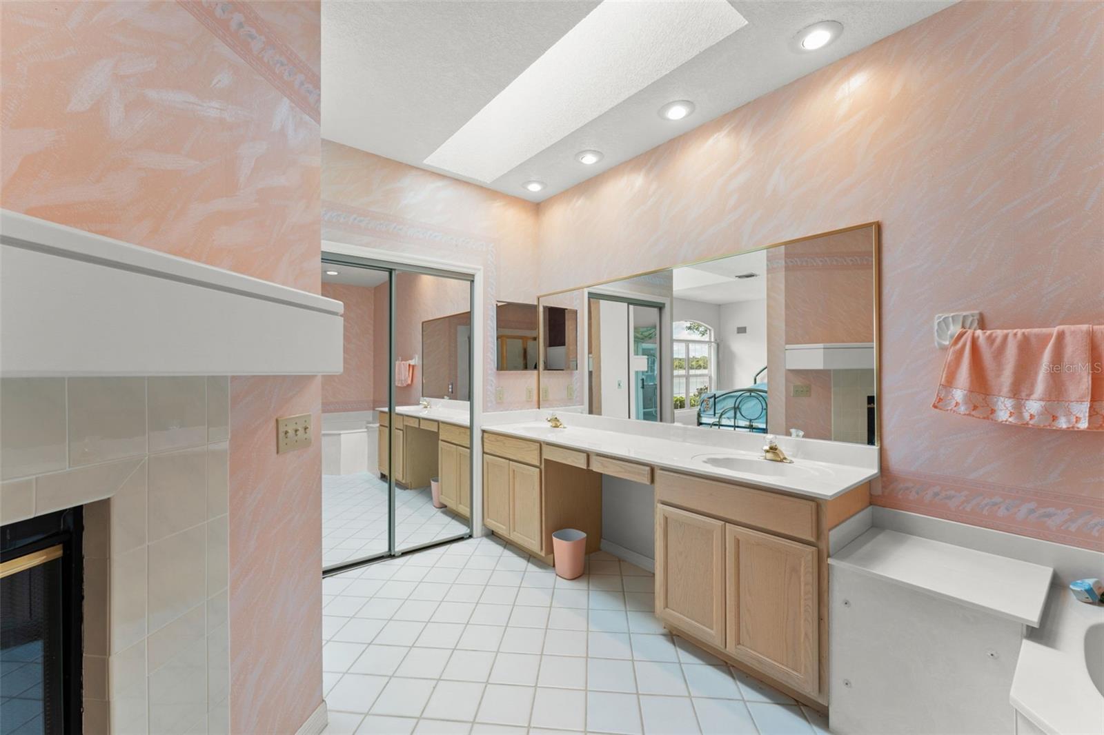 Image 30 of 66 For 7571 Somerset Shores Court