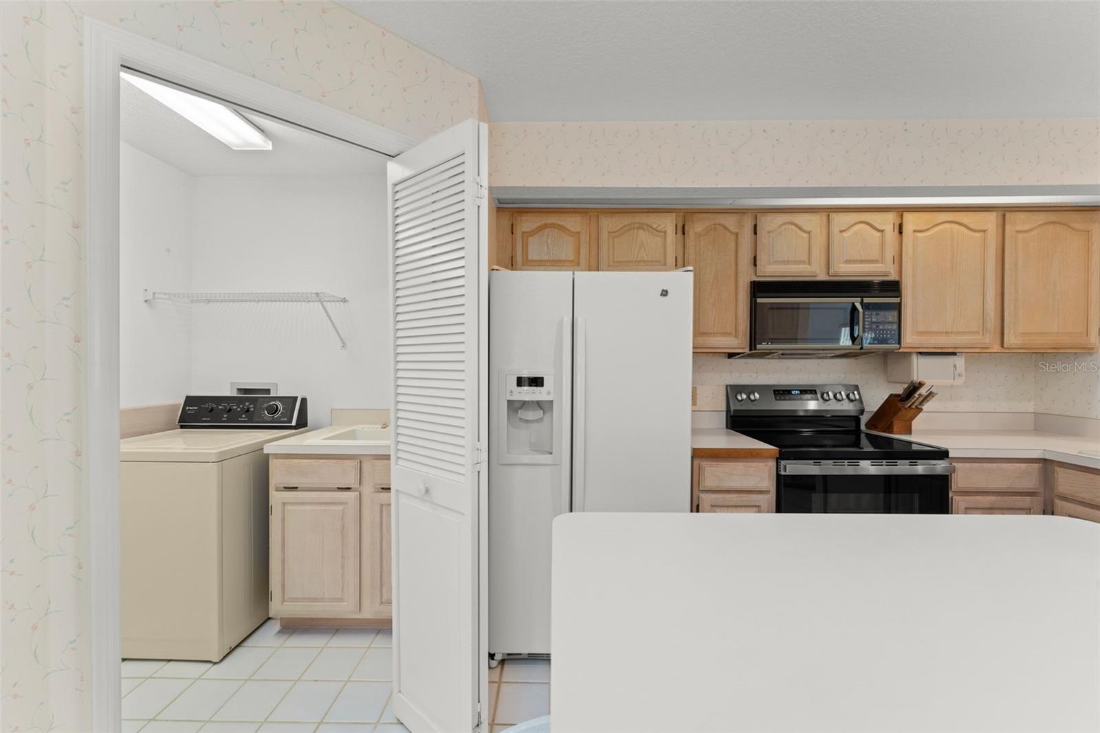 Image 31 of 66 For 7571 Somerset Shores Court