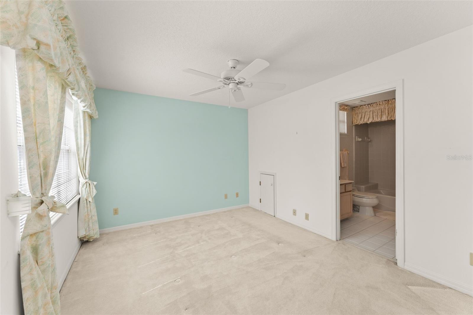 Image 33 of 66 For 7571 Somerset Shores Court