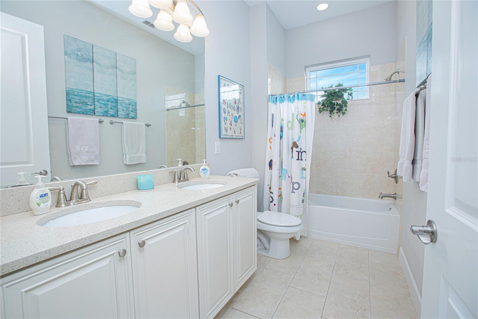 Image 26 of 30 For 13619 Granger Avenue