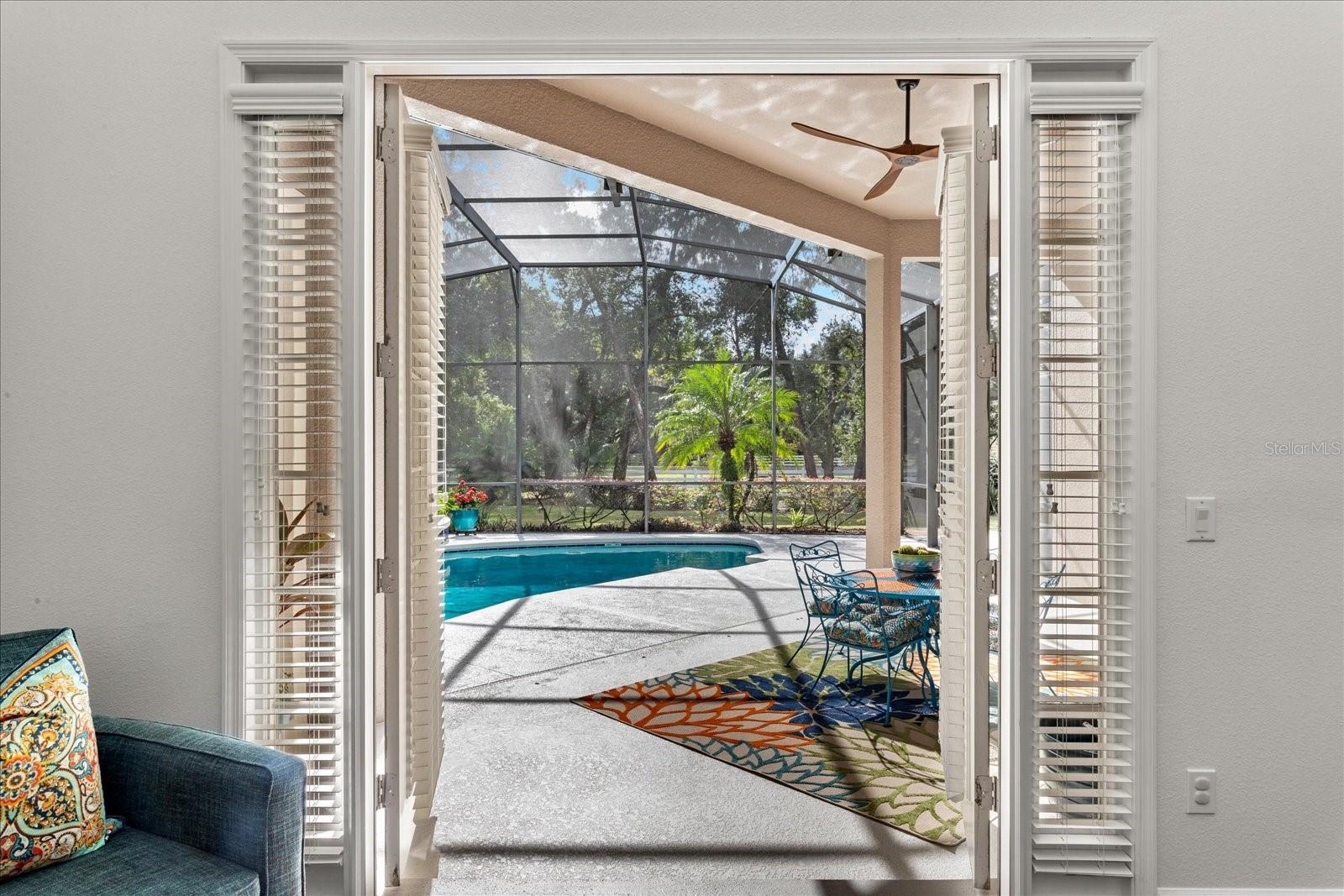 Image 11 of 49 For 574 Sand Wedge Loop