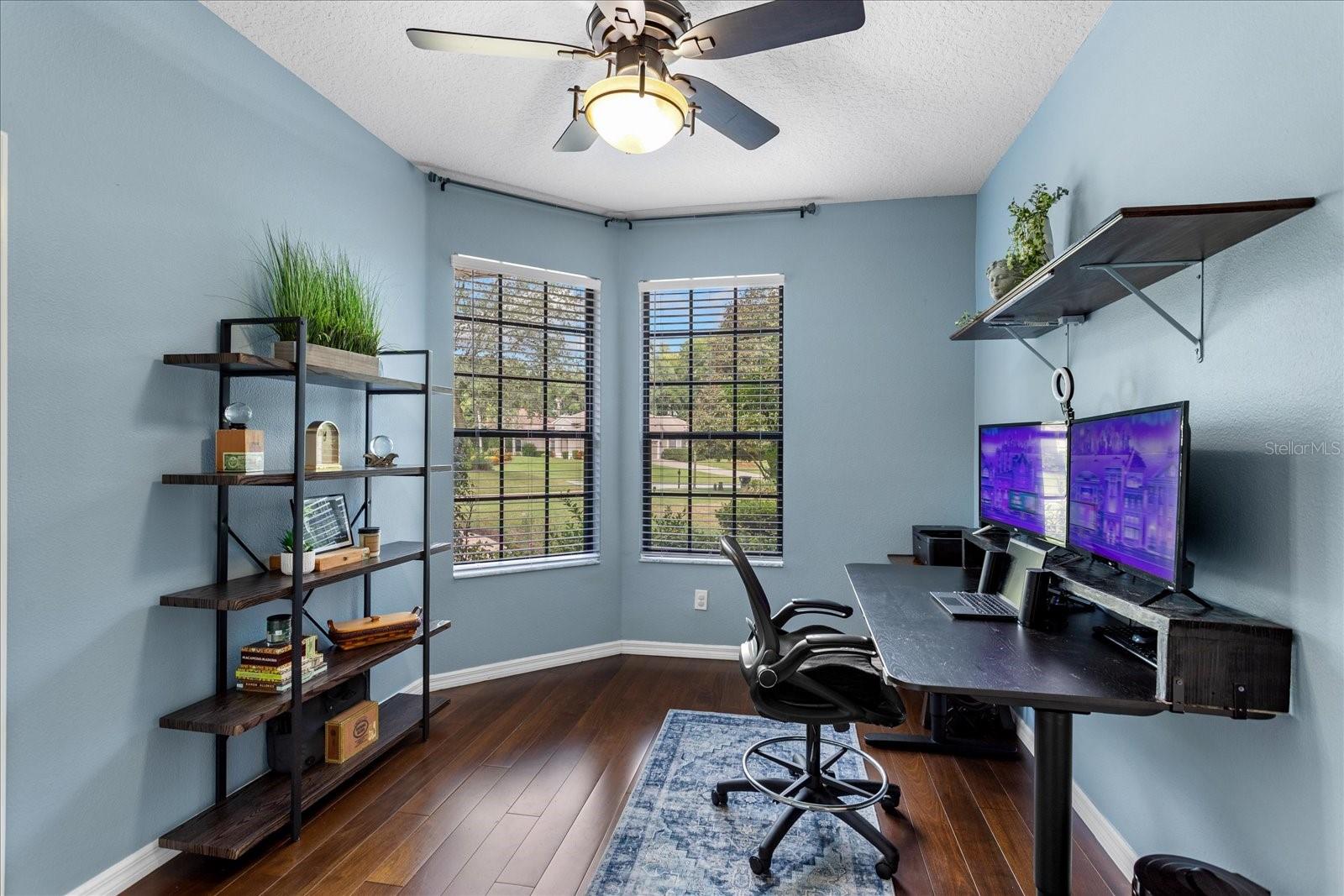 Image 29 of 49 For 574 Sand Wedge Loop