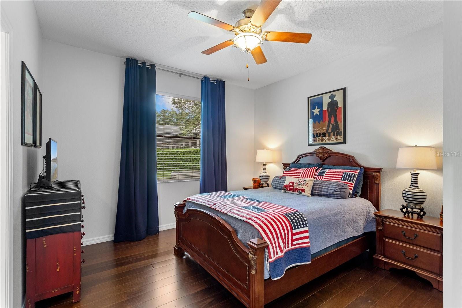 Image 32 of 49 For 574 Sand Wedge Loop