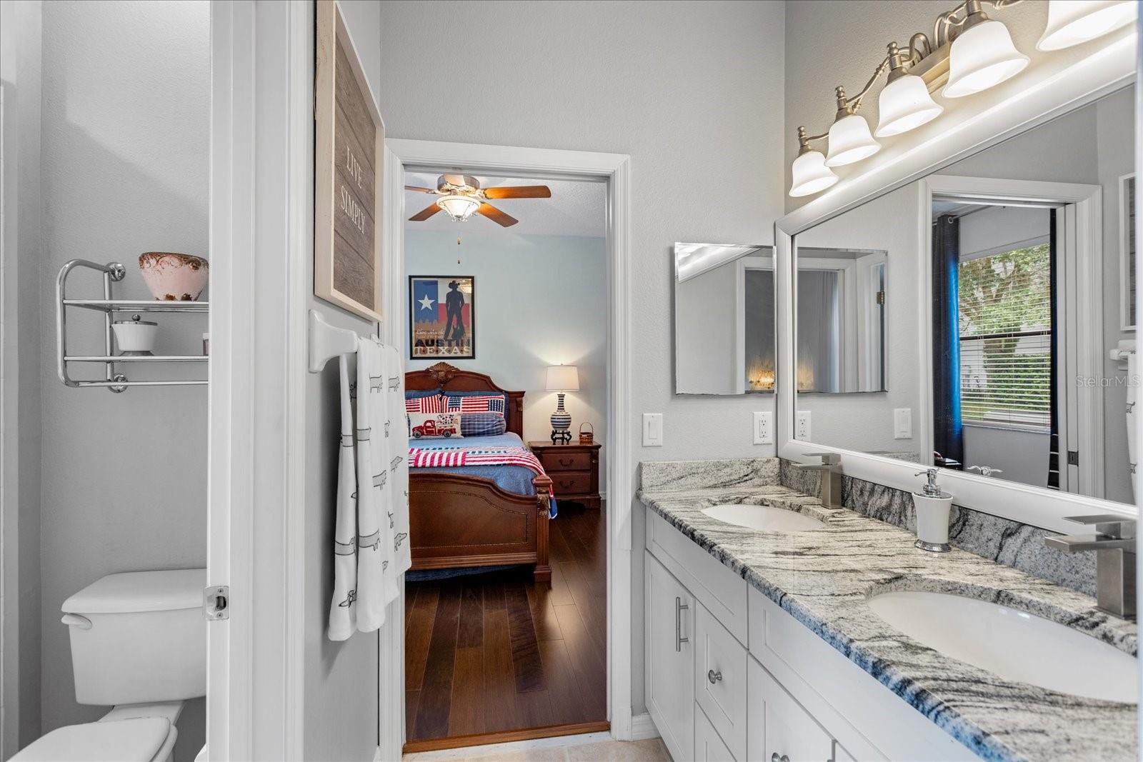 Image 33 of 49 For 574 Sand Wedge Loop