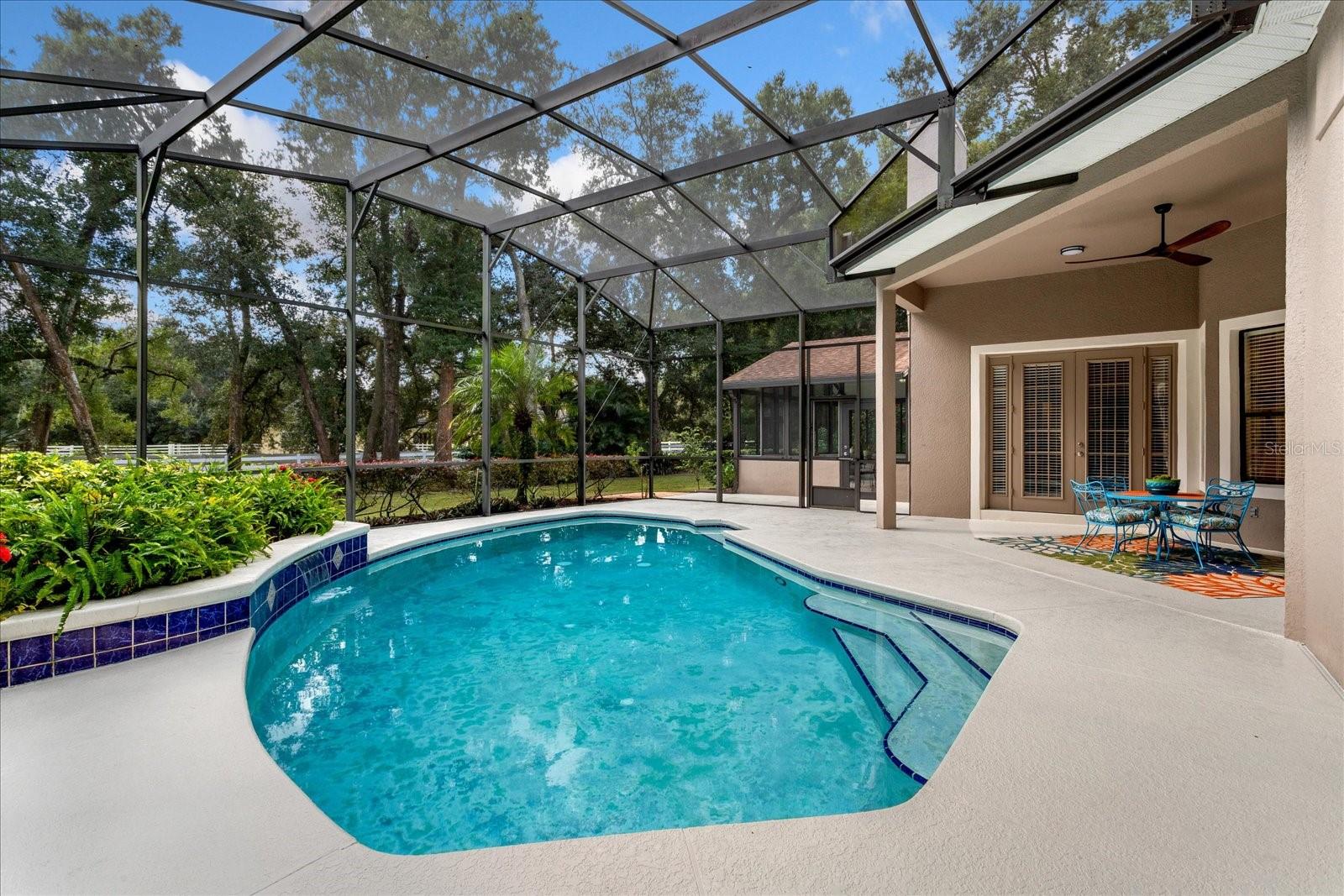 Image 41 of 49 For 574 Sand Wedge Loop