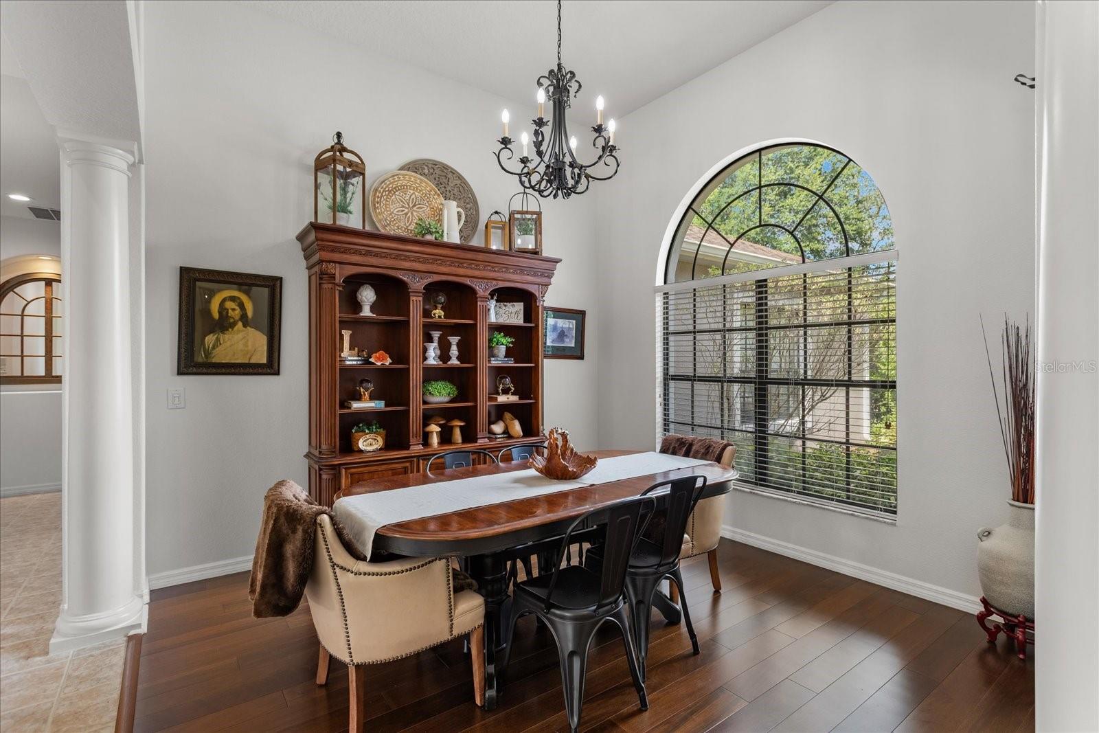 Image 8 of 49 For 574 Sand Wedge Loop