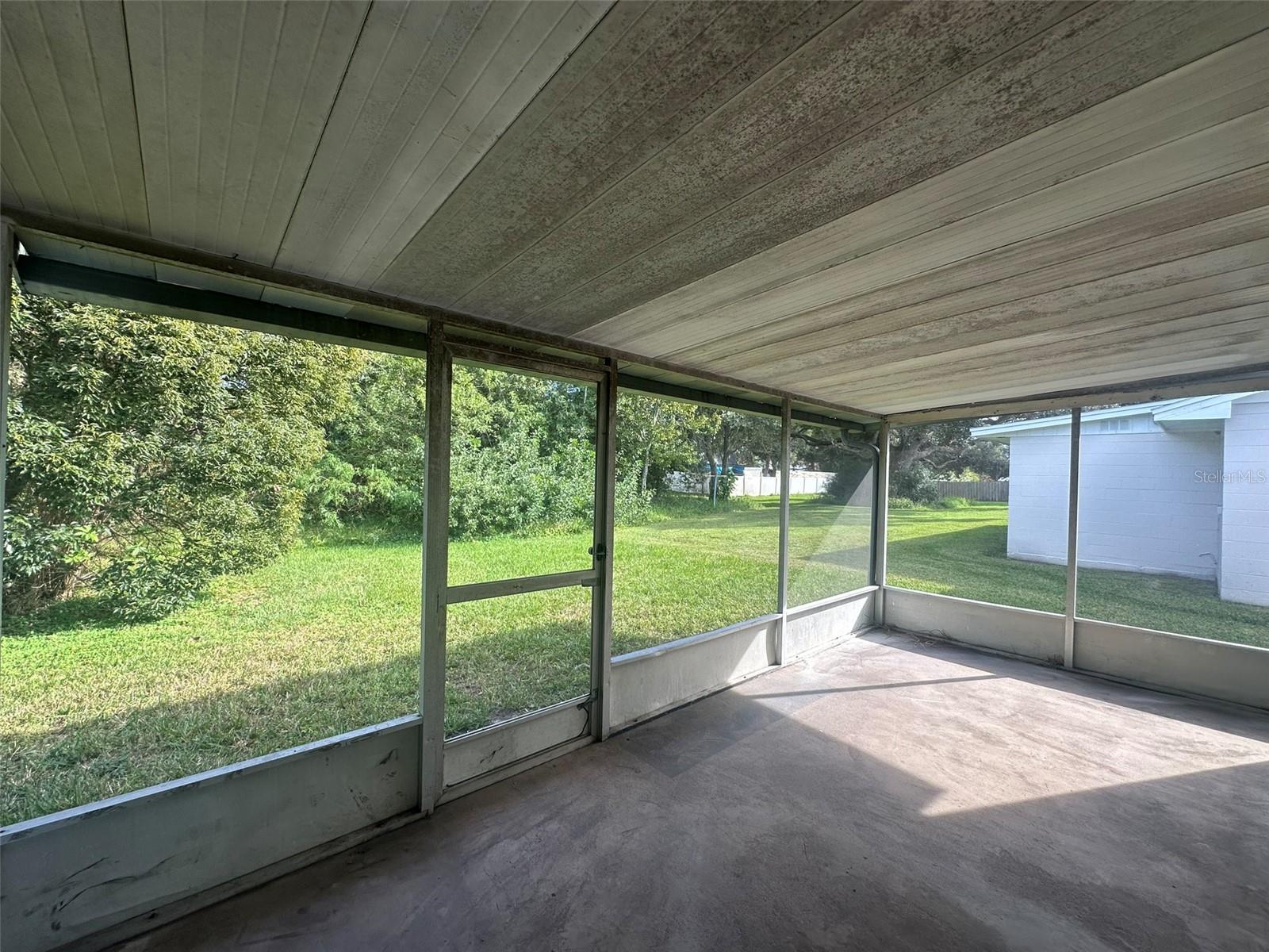 Image 12 of 14 For 213 Montana Avenue