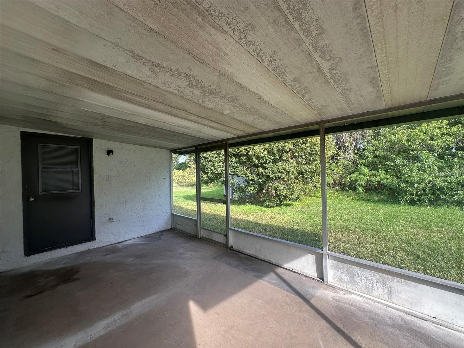 Image 13 of 14 For 213 Montana Avenue