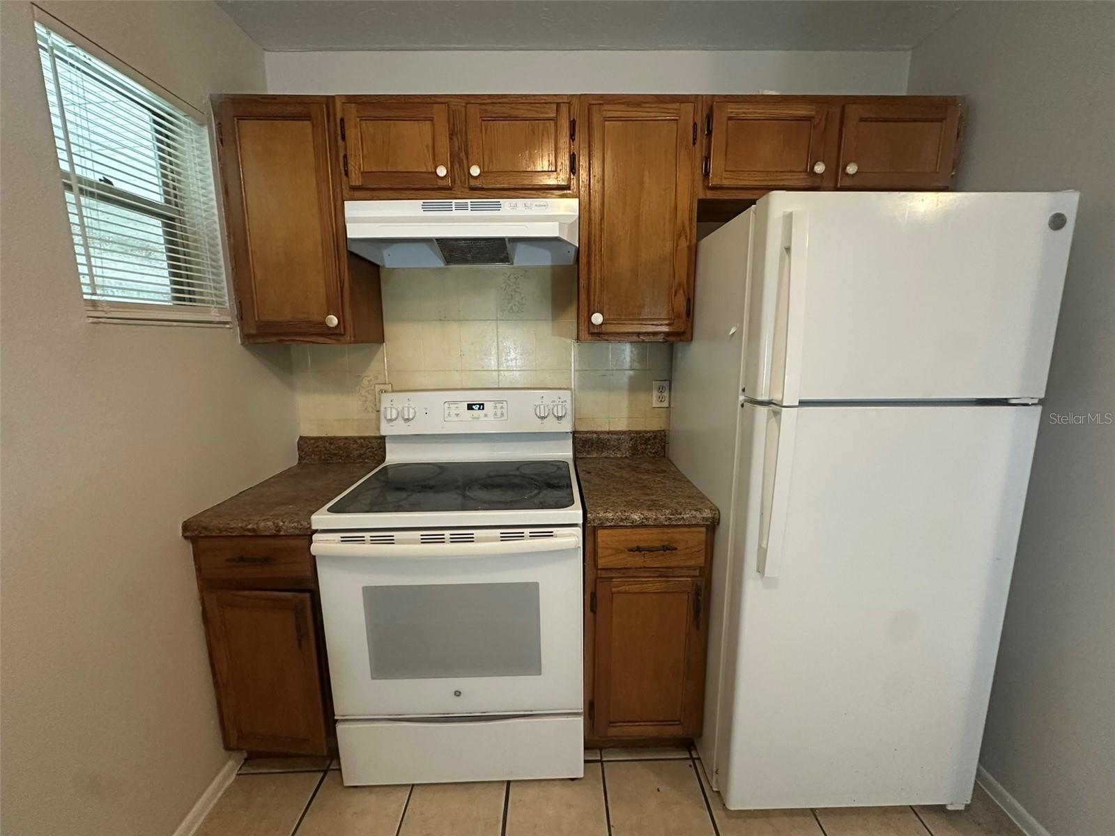 Image 4 of 14 For 213 Montana Avenue