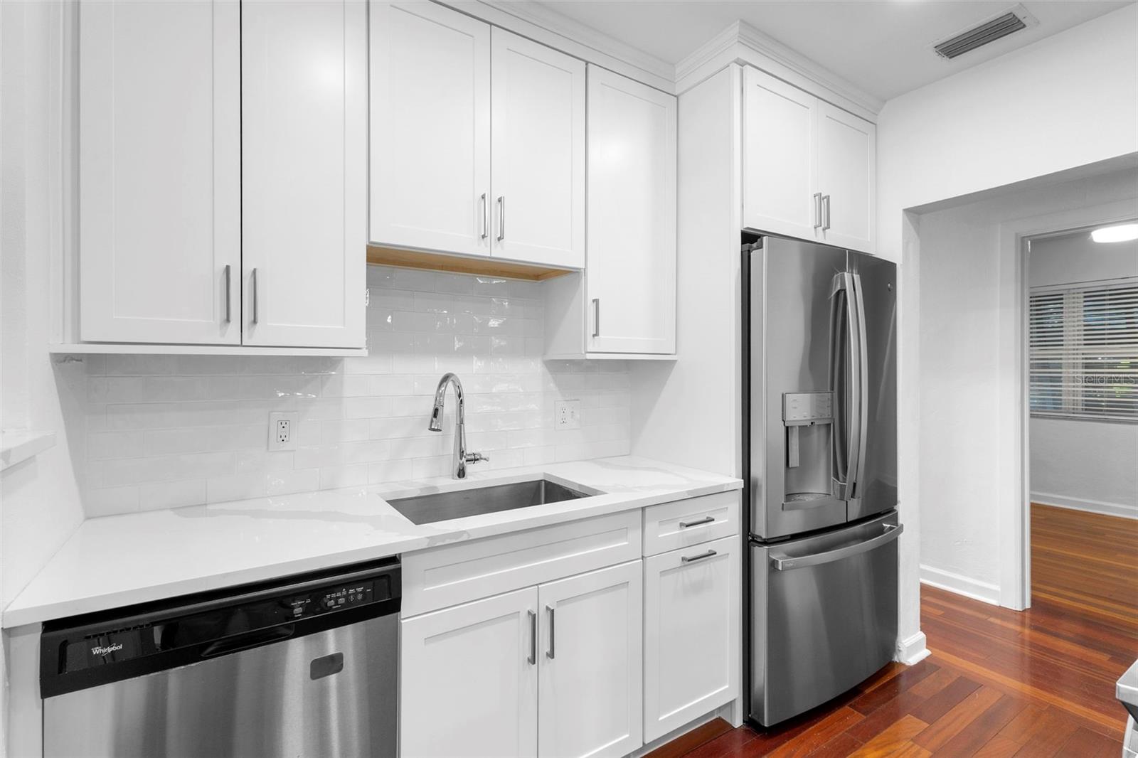 Image 6 of 29 For 3623 Chelsea Street