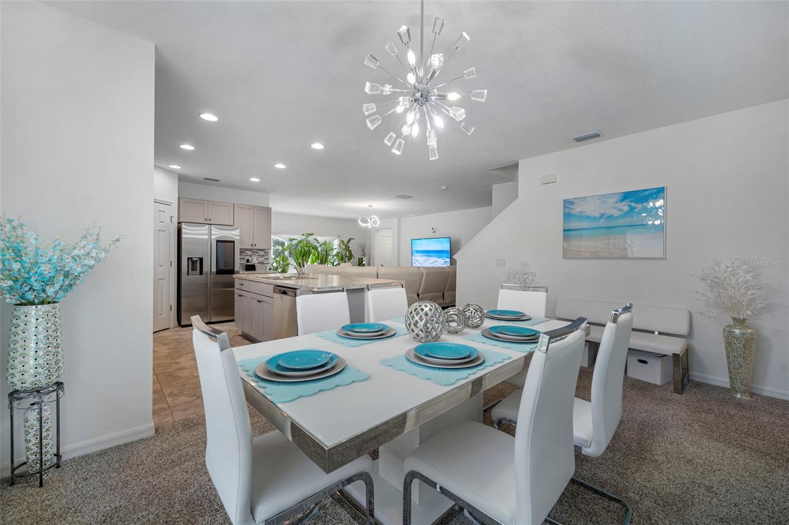 Image 12 of 70 For 535 Darshire Avenue