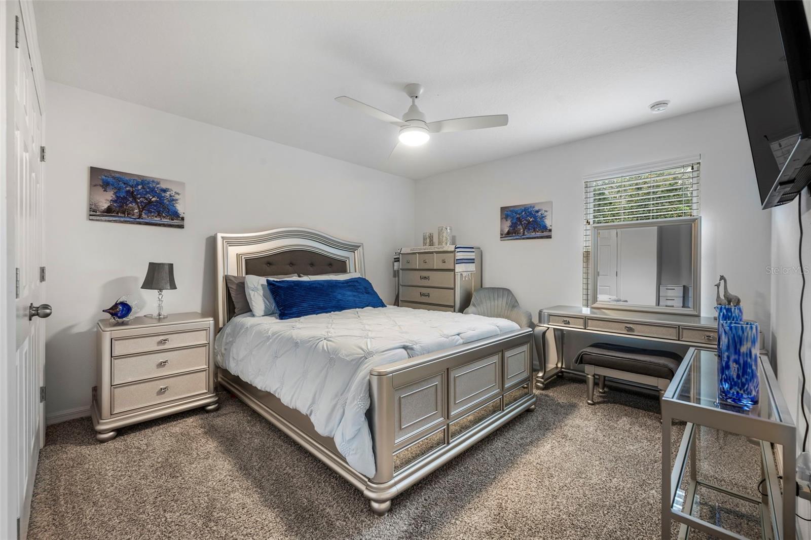 Image 35 of 70 For 535 Darshire Avenue