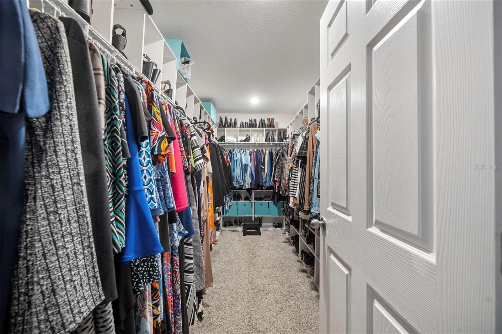 Image 41 of 70 For 535 Darshire Avenue