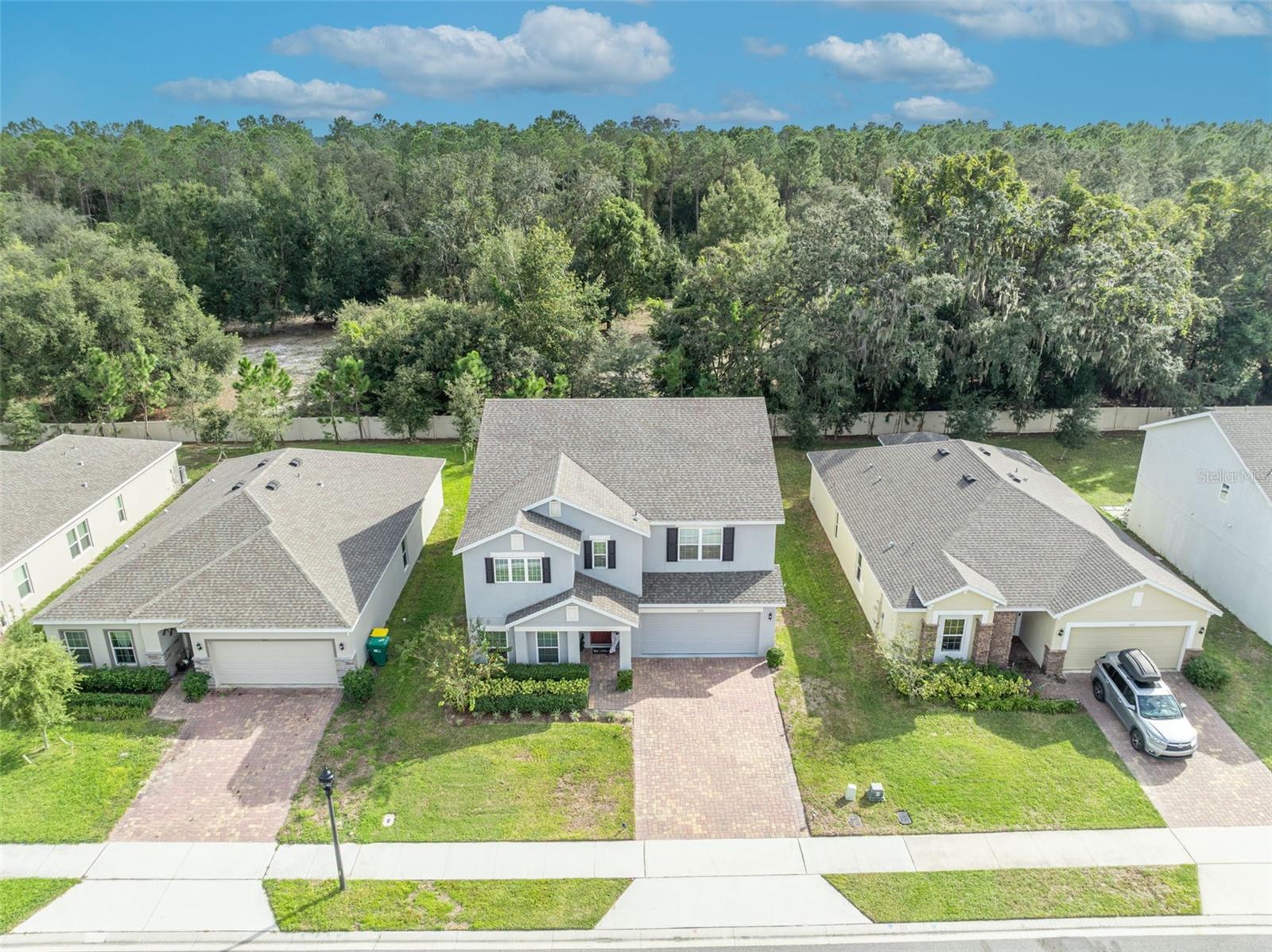 Image 56 of 70 For 535 Darshire Avenue