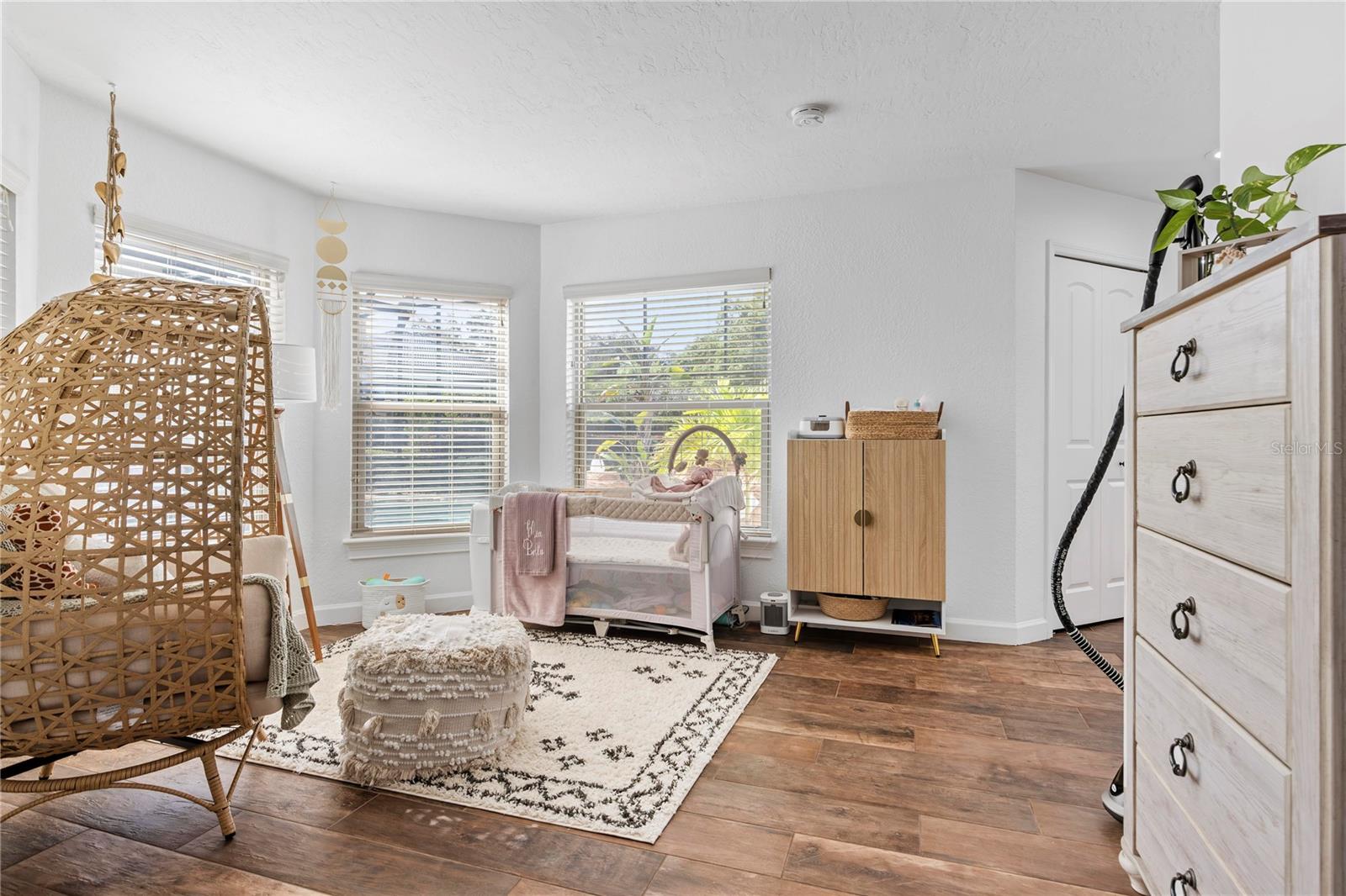 Image 10 of 40 For 1505 Whitstable Court